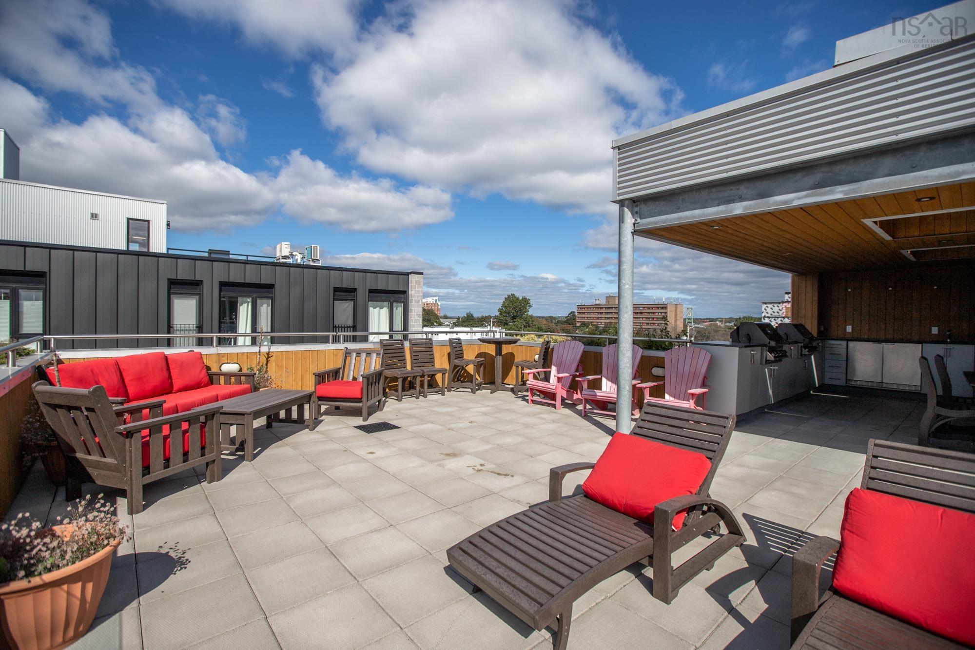 $474,500.00: 104 5677 Harris Street, Halifax Peninsula