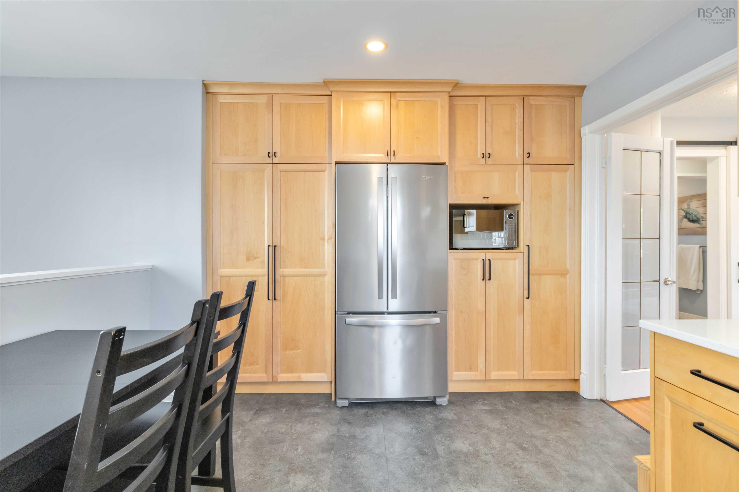 $569,900.00: 8 Garnett Street, Dartmouth