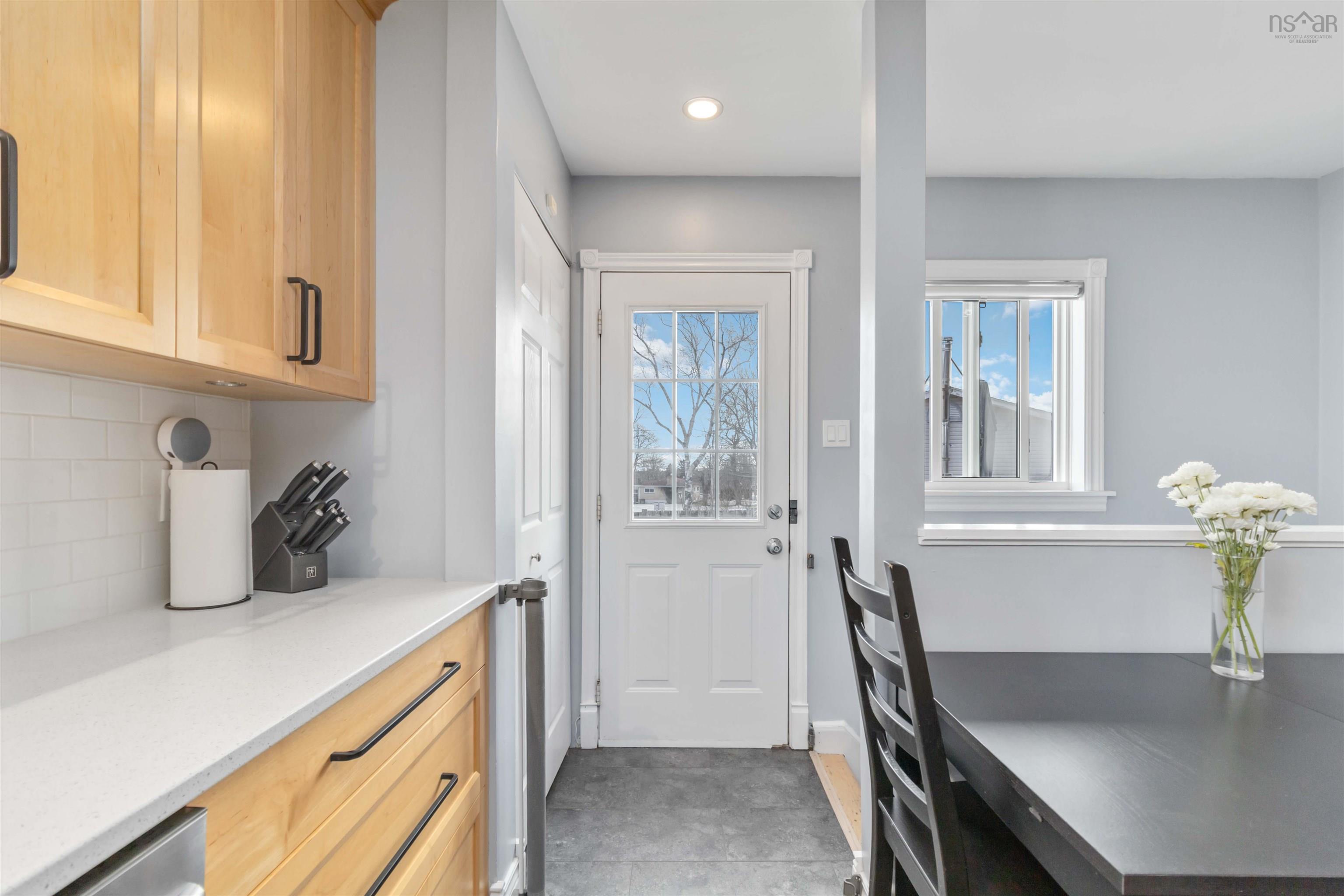 $569,900.00: 8 Garnett Street, Dartmouth