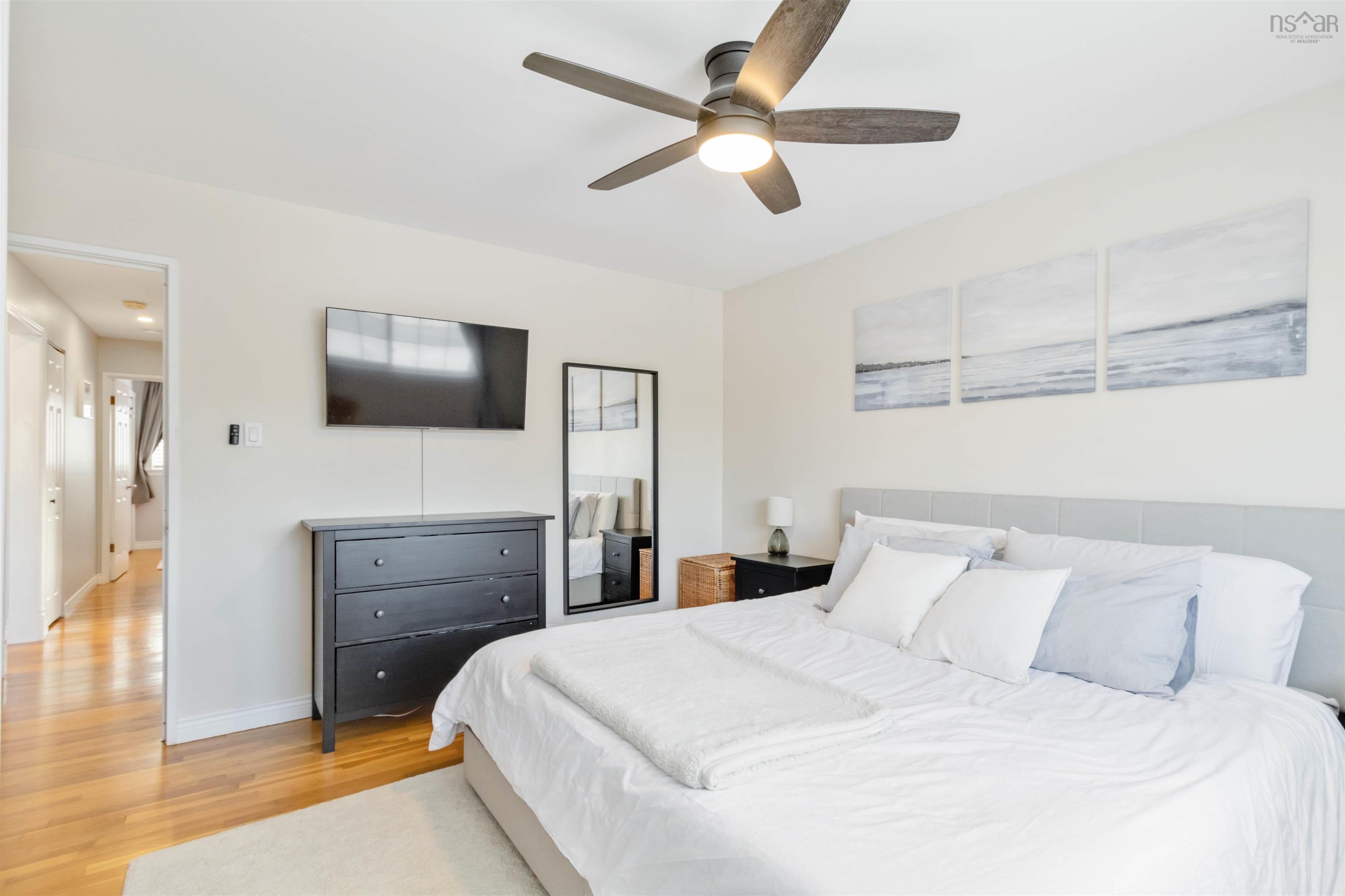 $569,900.00: 8 Garnett Street, Dartmouth