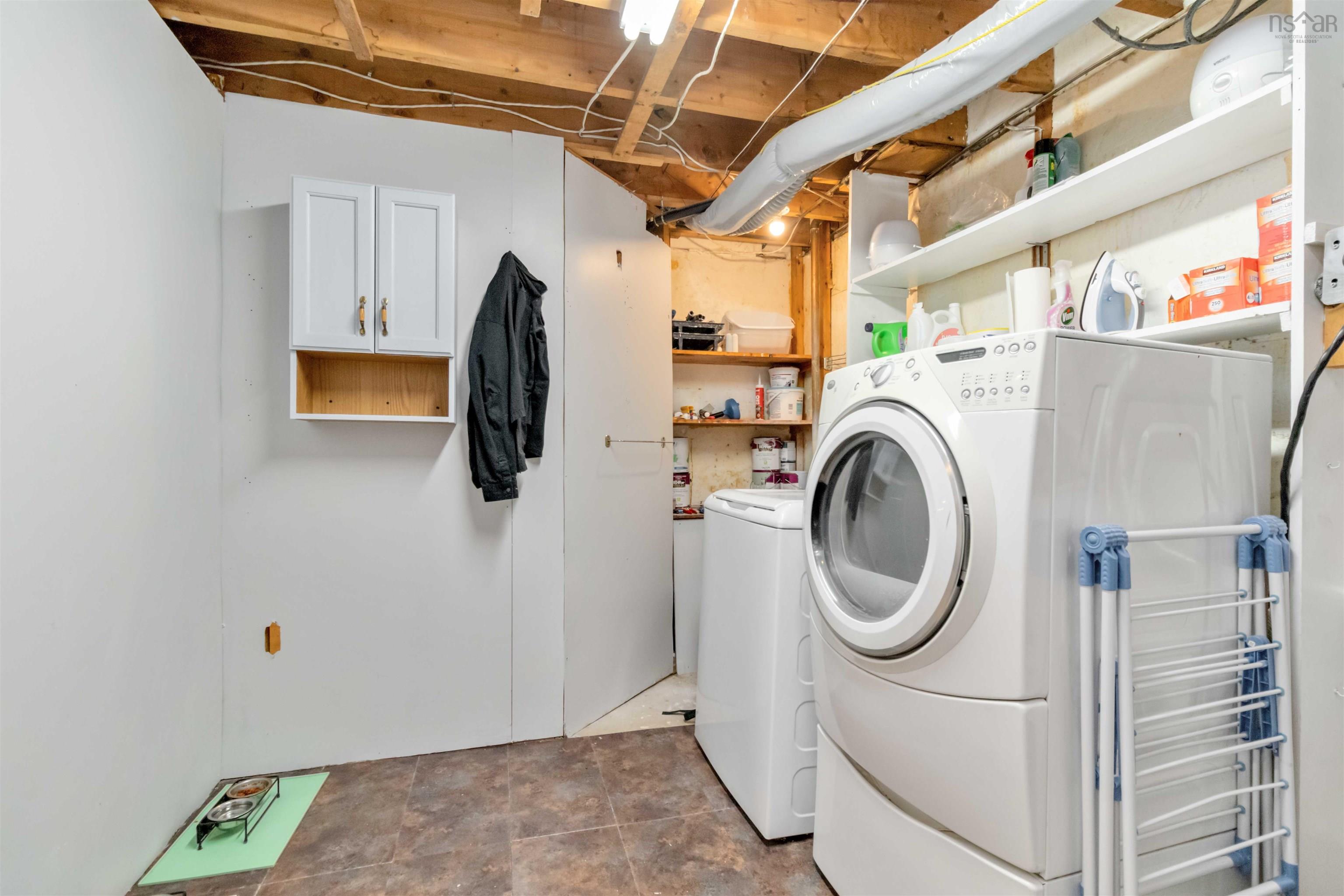 $569,900.00: 8 Garnett Street, Dartmouth