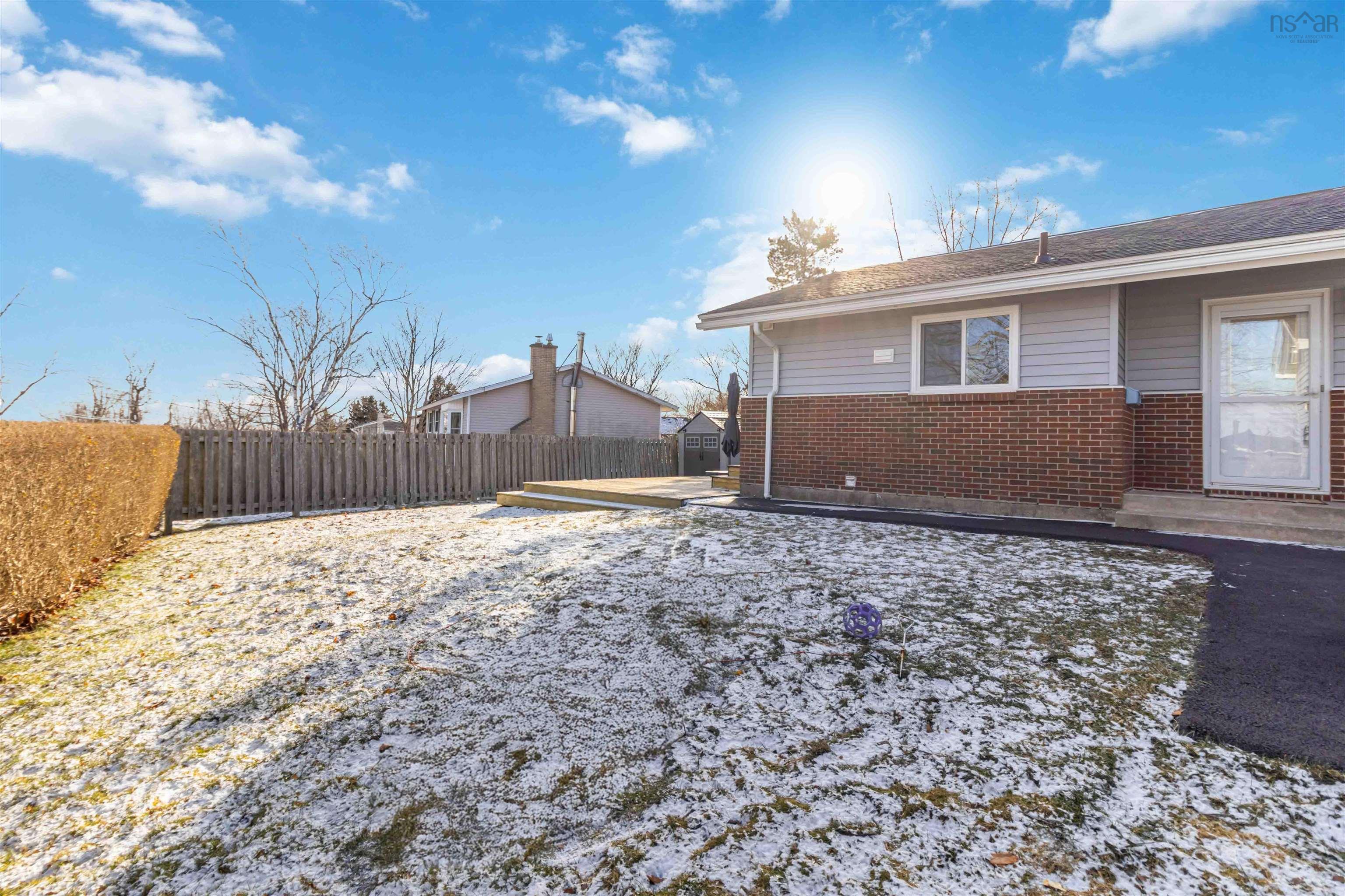 $569,900.00: 8 Garnett Street, Dartmouth