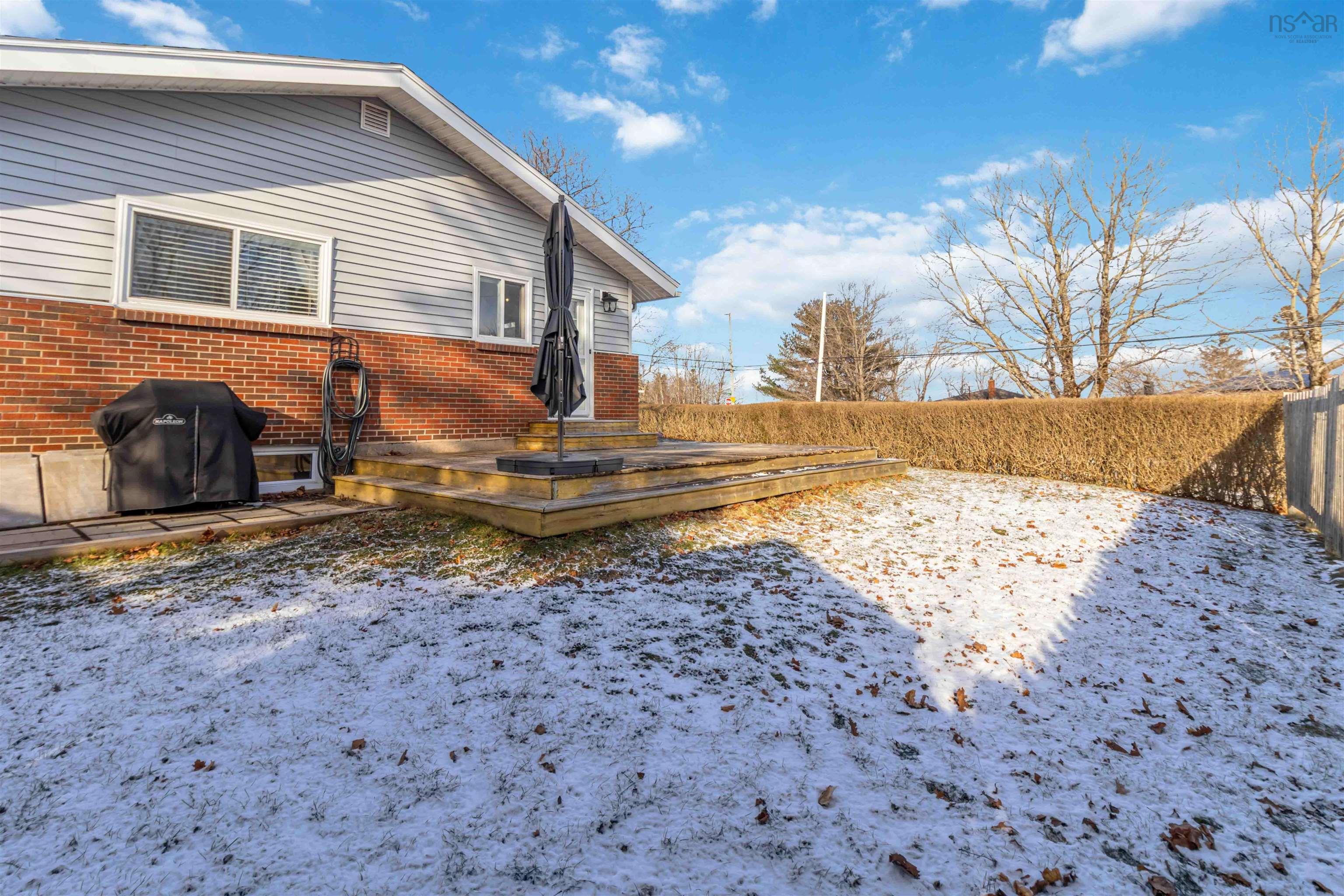 $569,900.00: 8 Garnett Street, Dartmouth