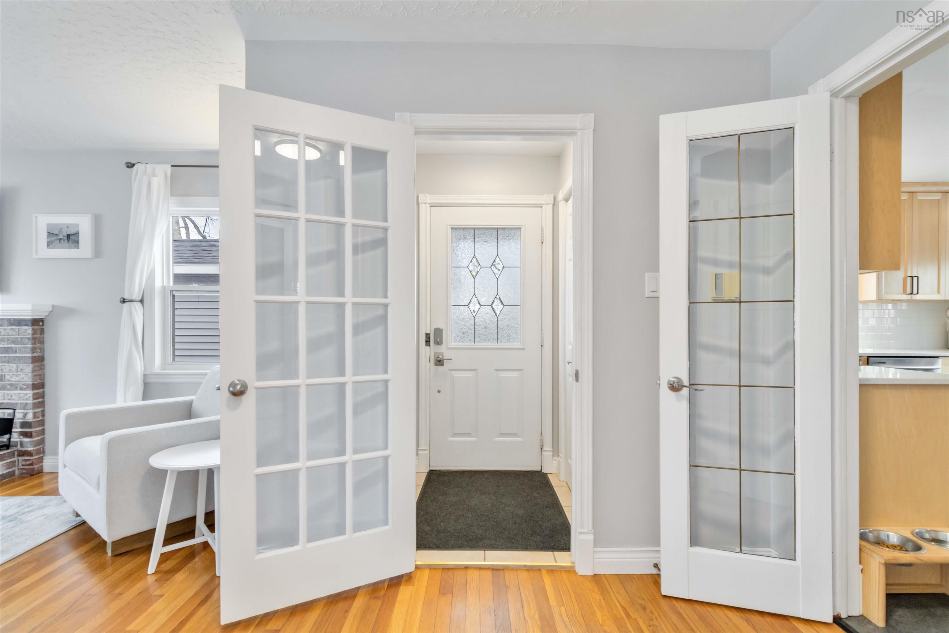 $569,900.00: 8 Garnett Street, Dartmouth