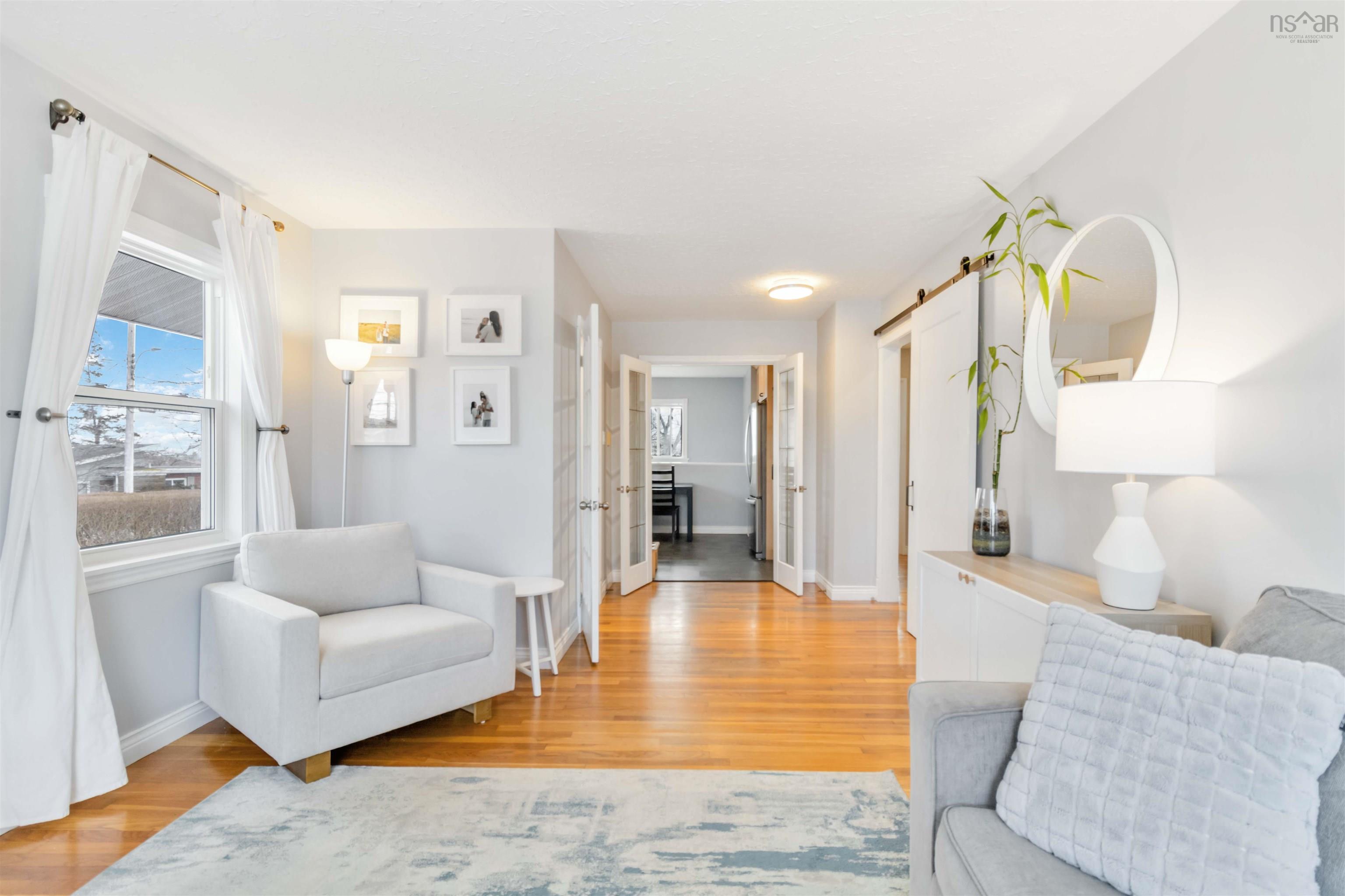 $569,900.00: 8 Garnett Street, Dartmouth