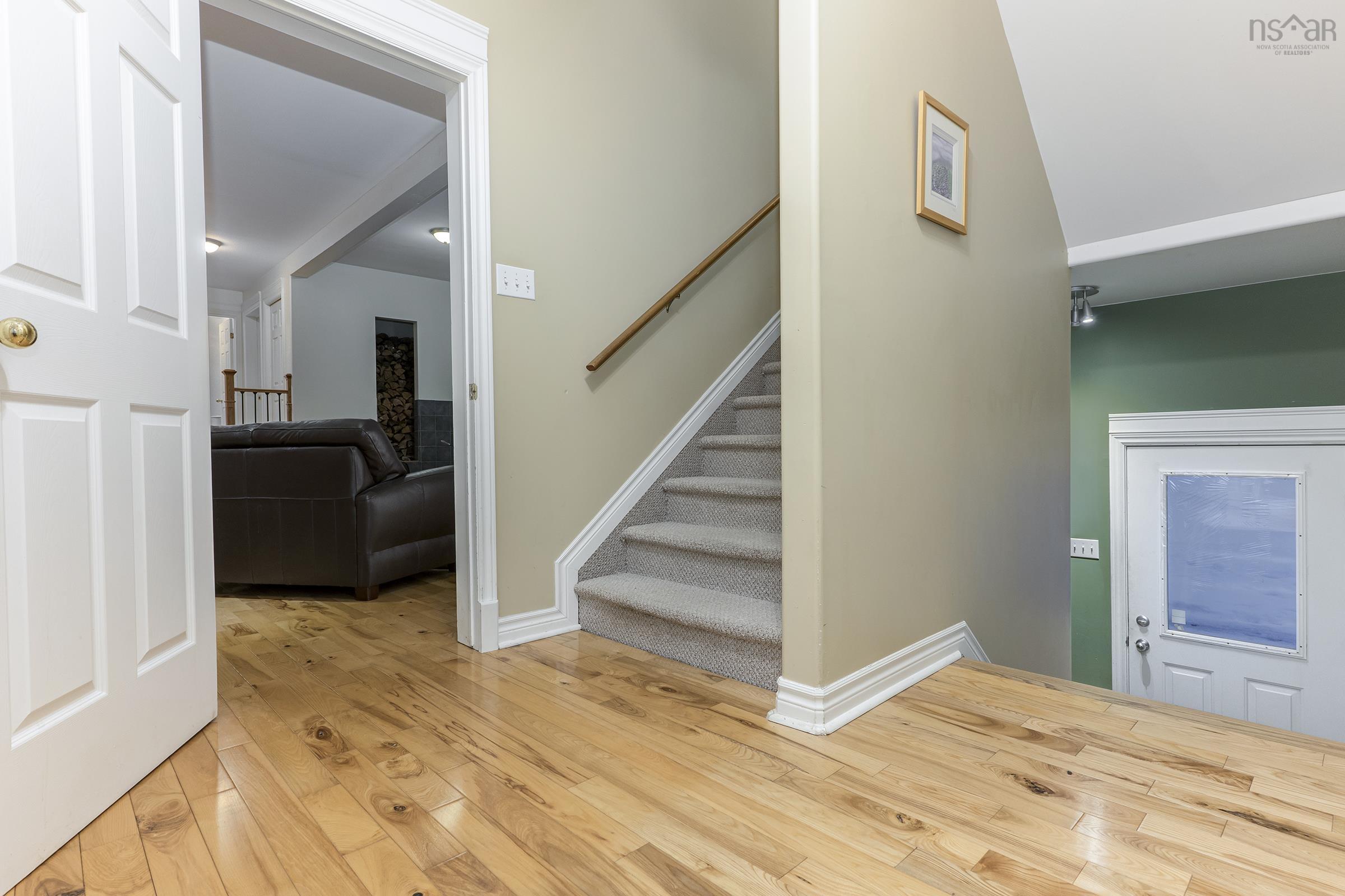 $849,900.00: 209 Arrowhead Drive, Enfield