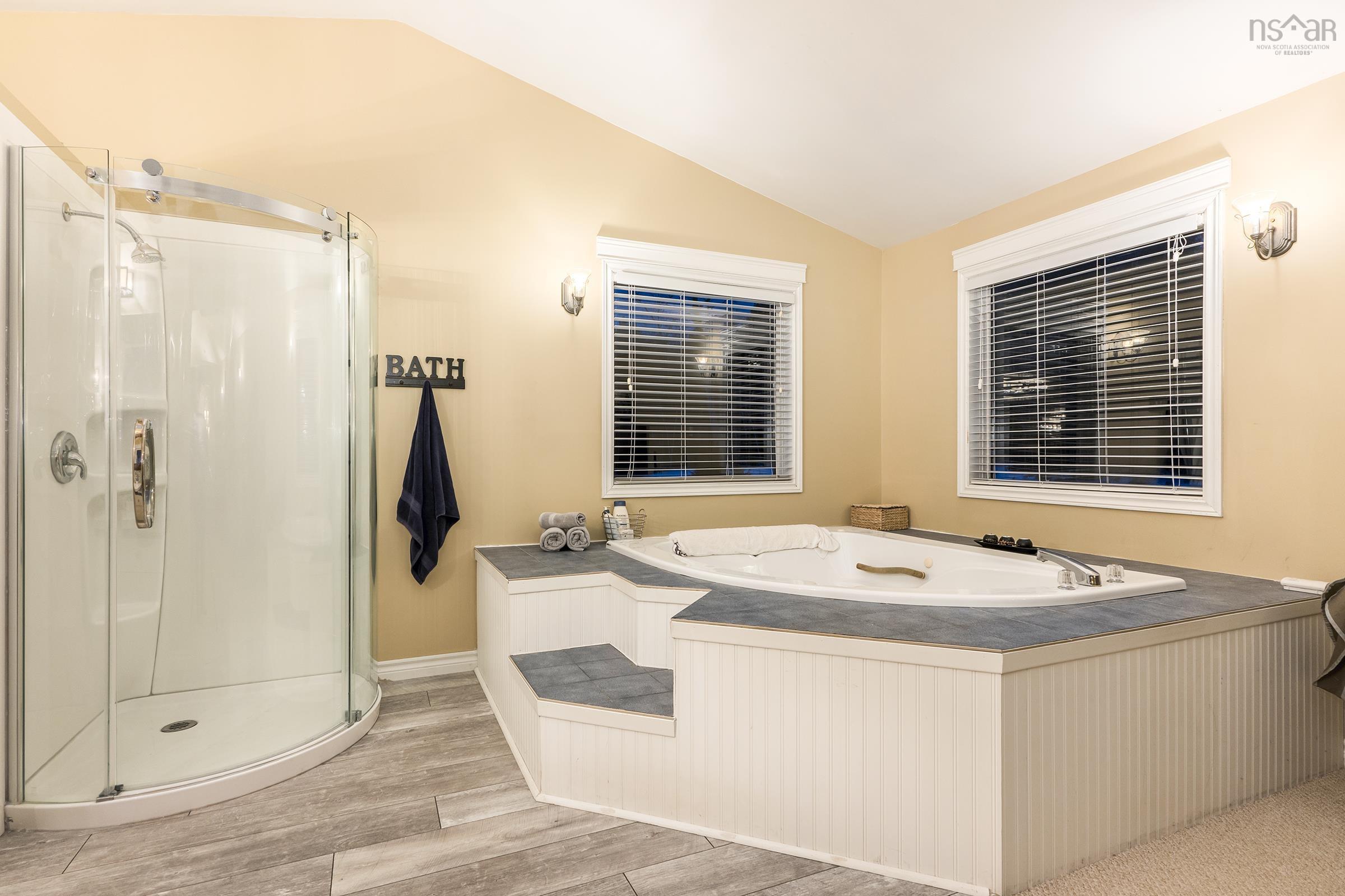 $849,900.00: 209 Arrowhead Drive, Enfield