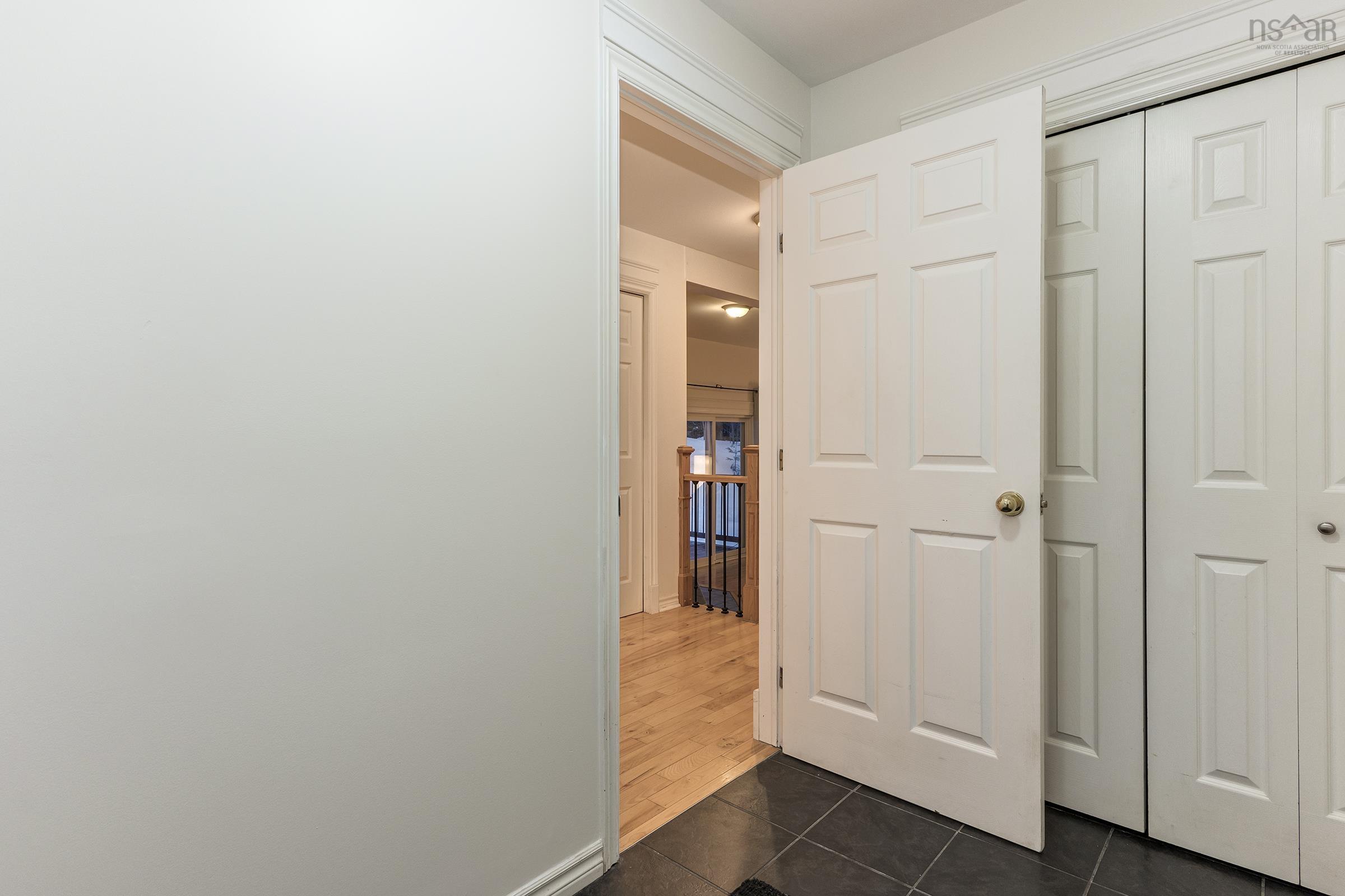$849,900.00: 209 Arrowhead Drive, Enfield