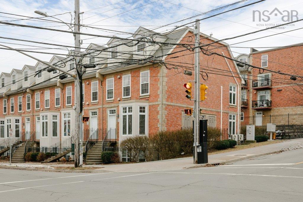$574,900.00: 2172 Brunswick Street, Halifax