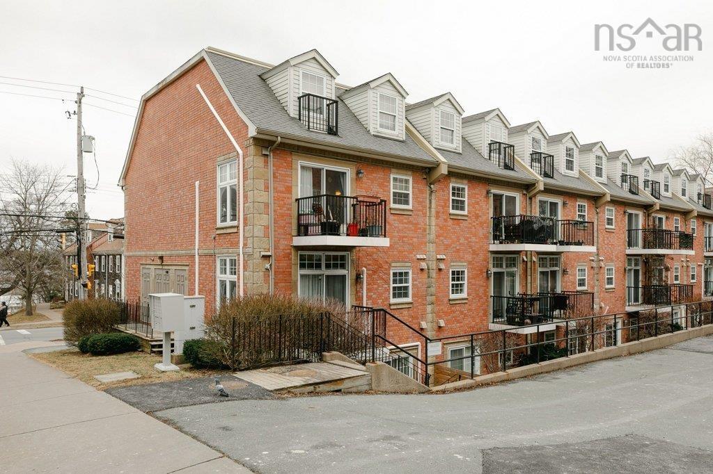 $574,900.00: 2172 Brunswick Street, Halifax