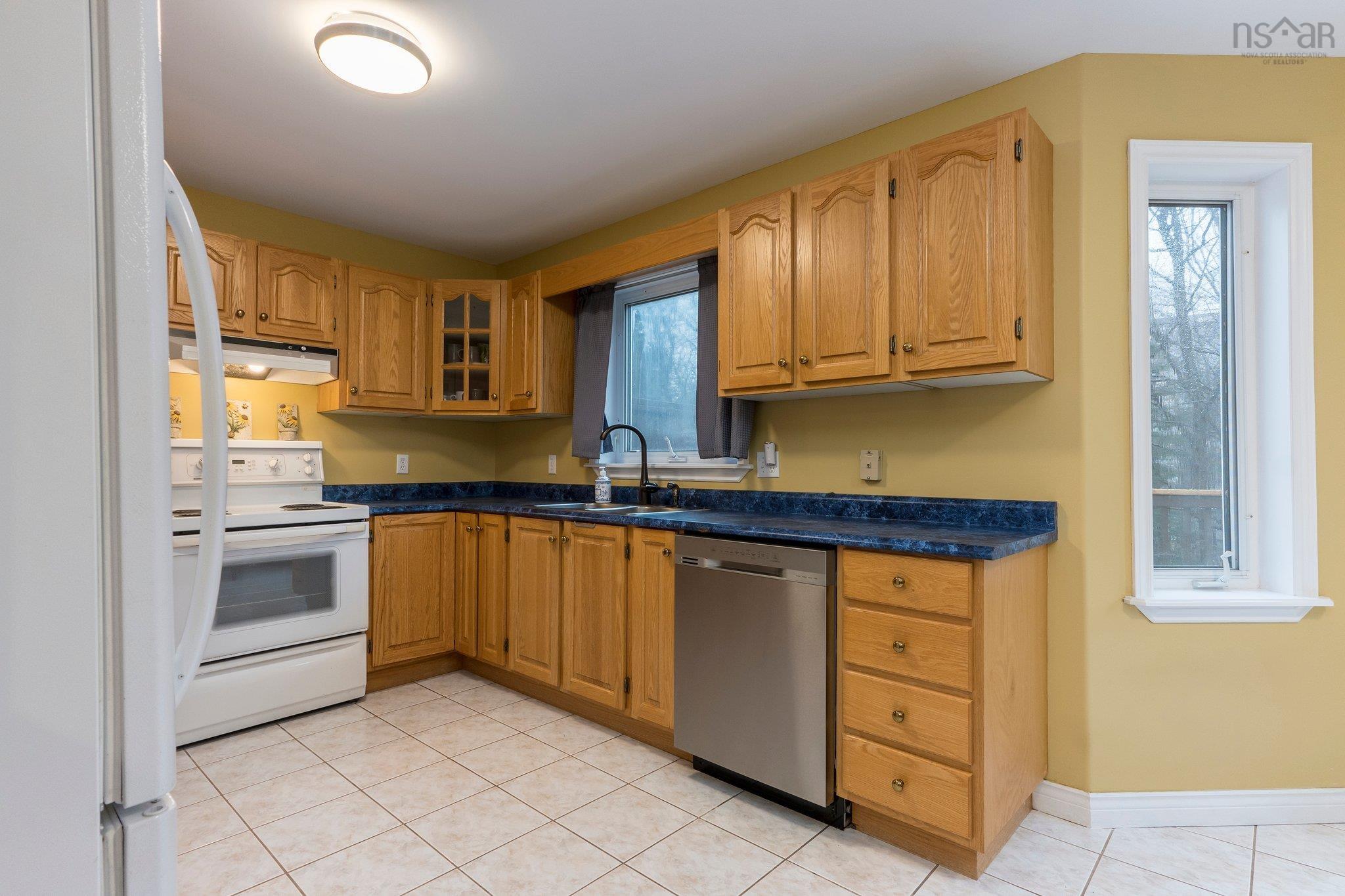$599,000.00: 20 Aster Court, Halifax