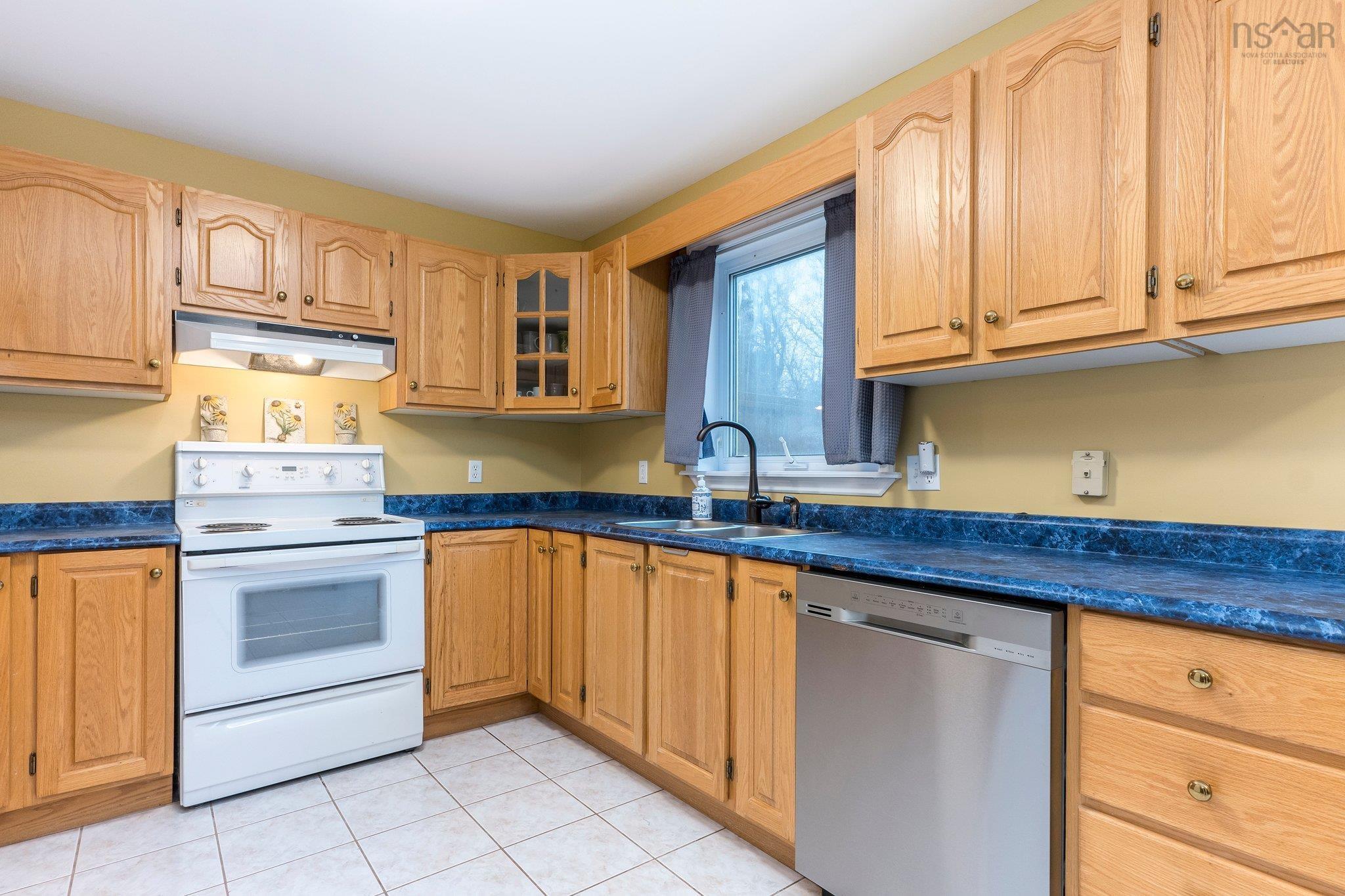 $599,000.00: 20 Aster Court, Halifax