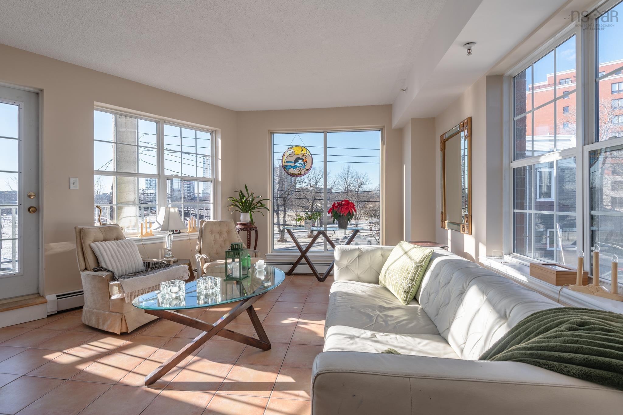 $549,900.00: 201 5769 Cunard Street, Halifax Peninsula
