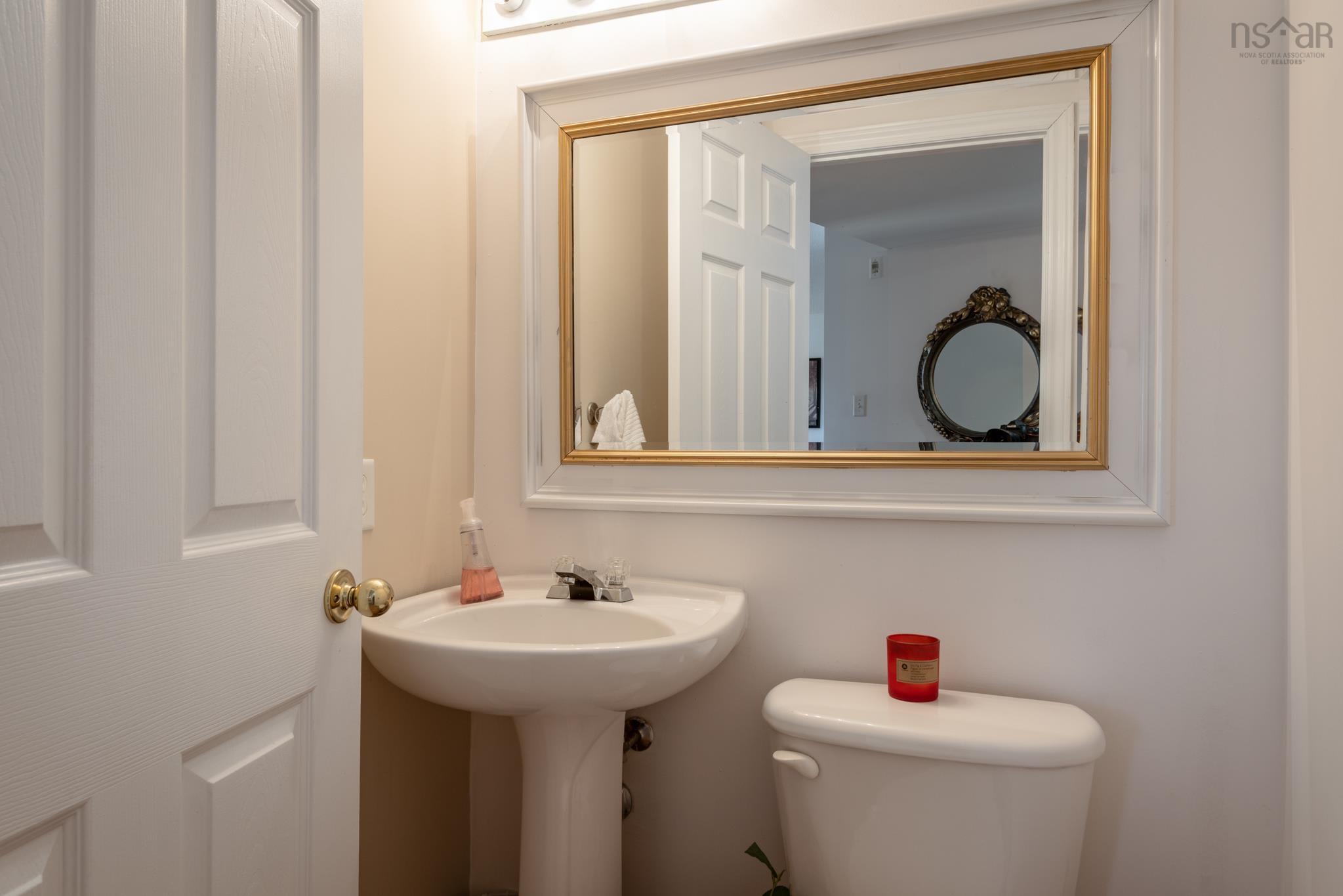 $549,900.00: 201 5769 Cunard Street, Halifax Peninsula