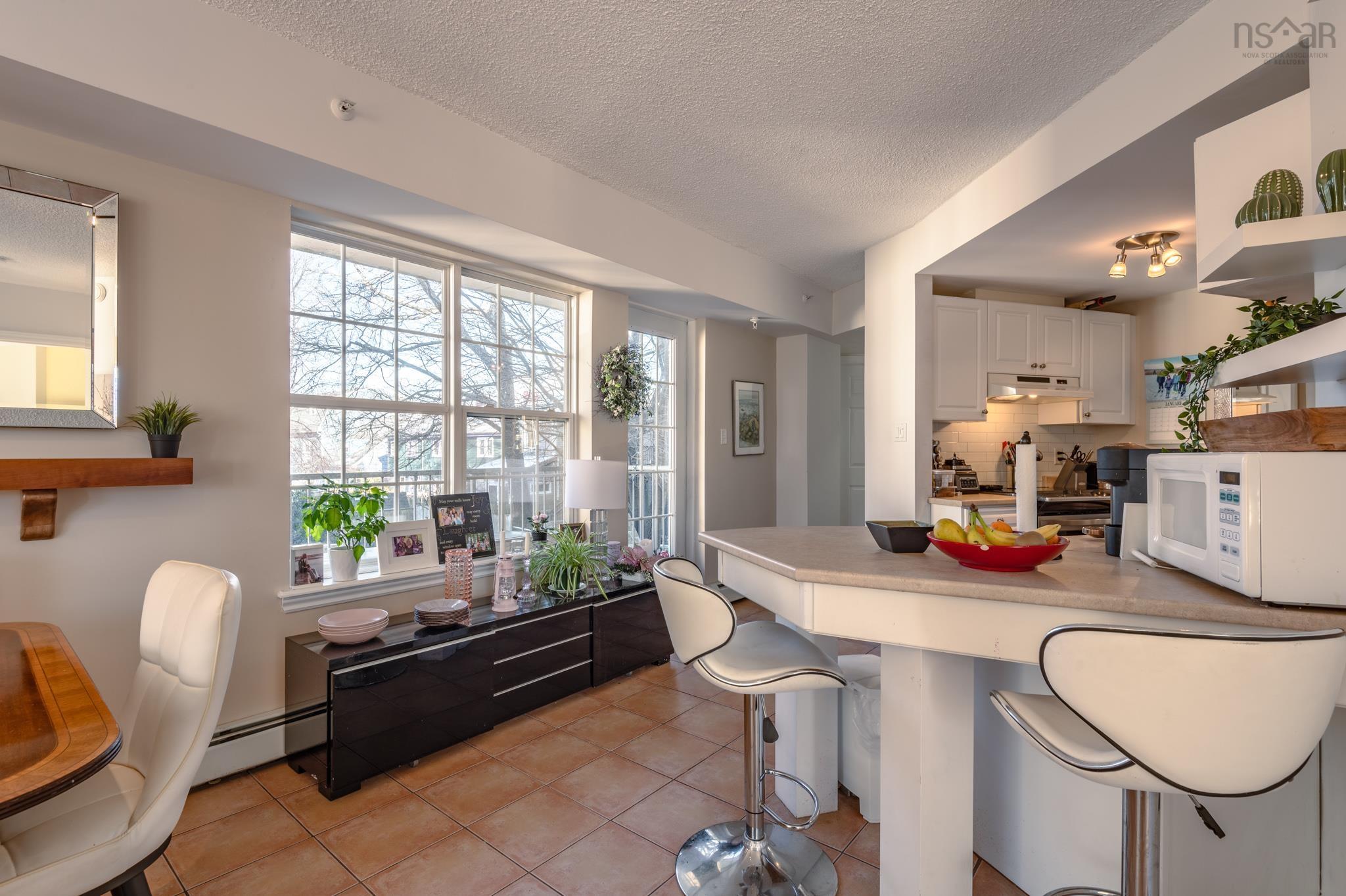 $549,900.00: 201 5769 Cunard Street, Halifax Peninsula