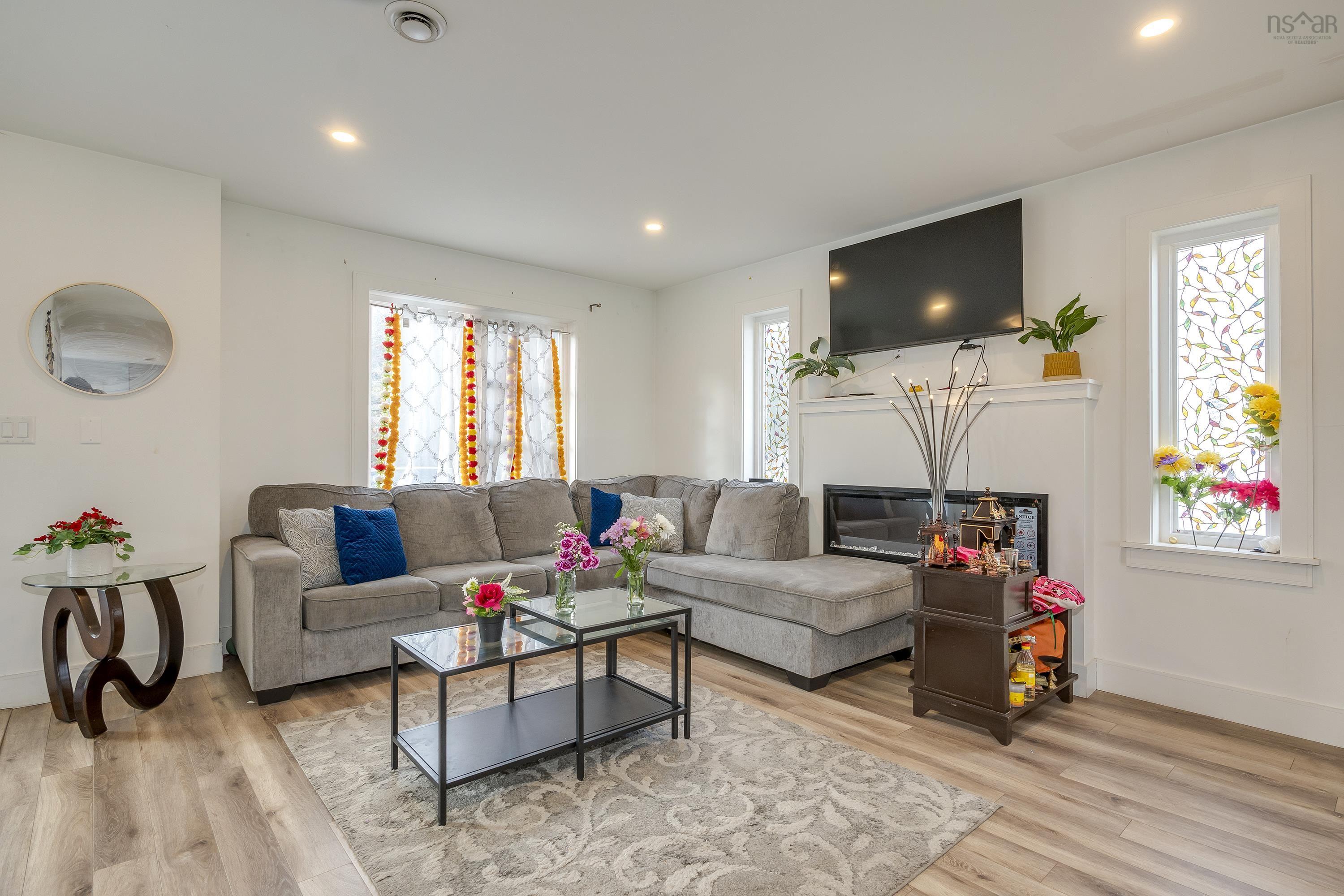 $600,000.00: 590A Herring Cove Road, Halifax