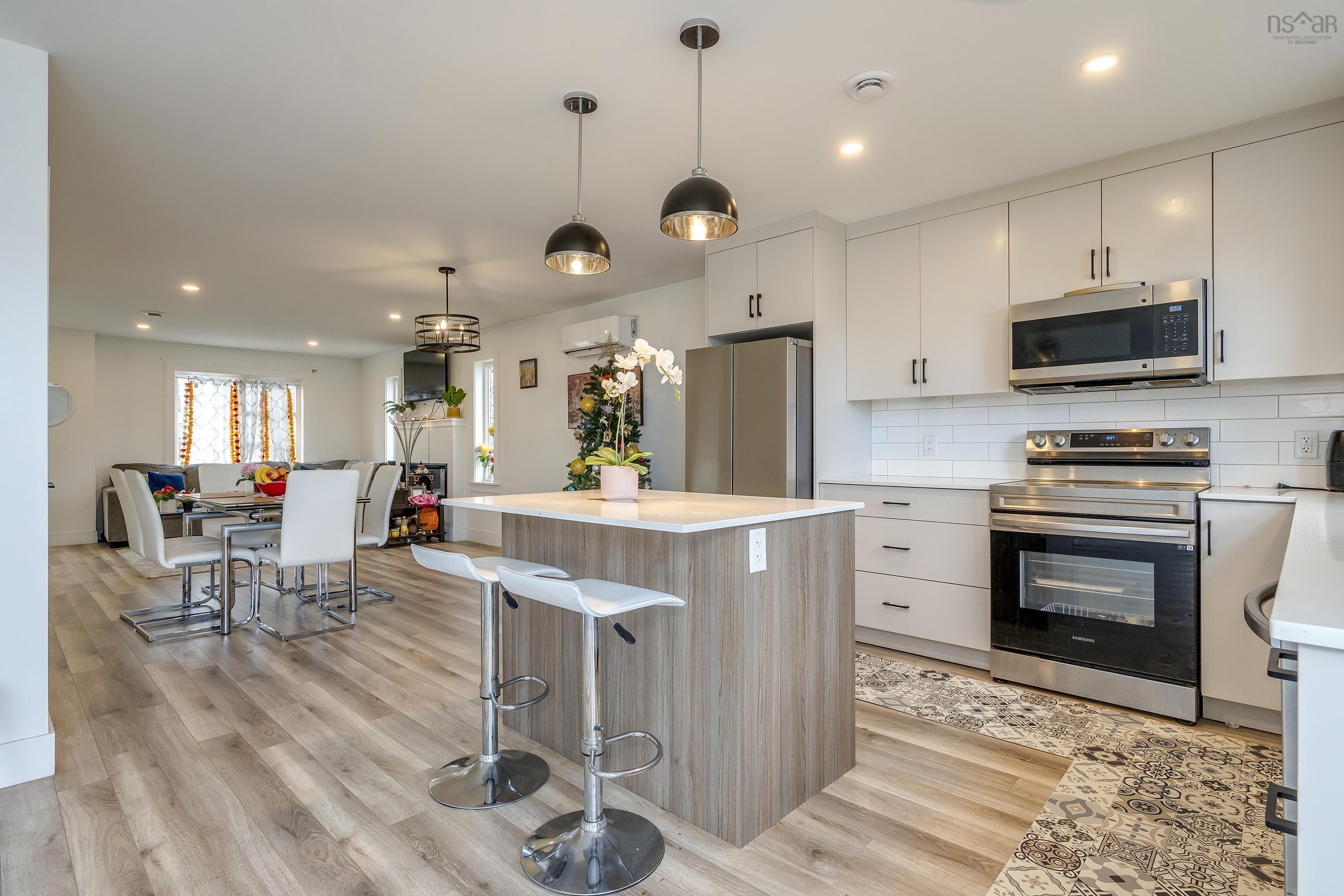 $600,000.00: 590A Herring Cove Road, Halifax
