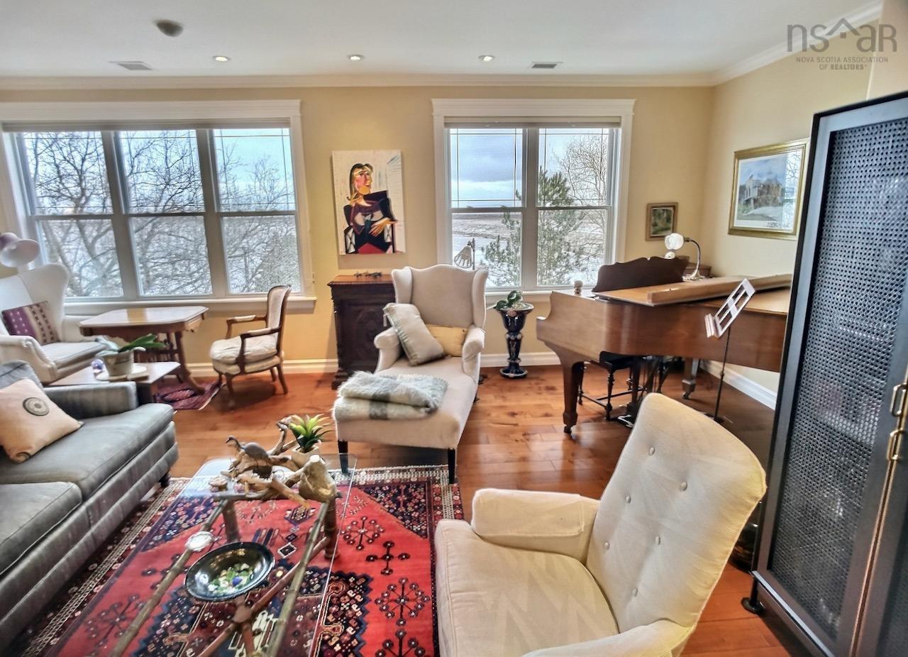 $565,000.00: 305 24 Harbourside Drive, Wolfville