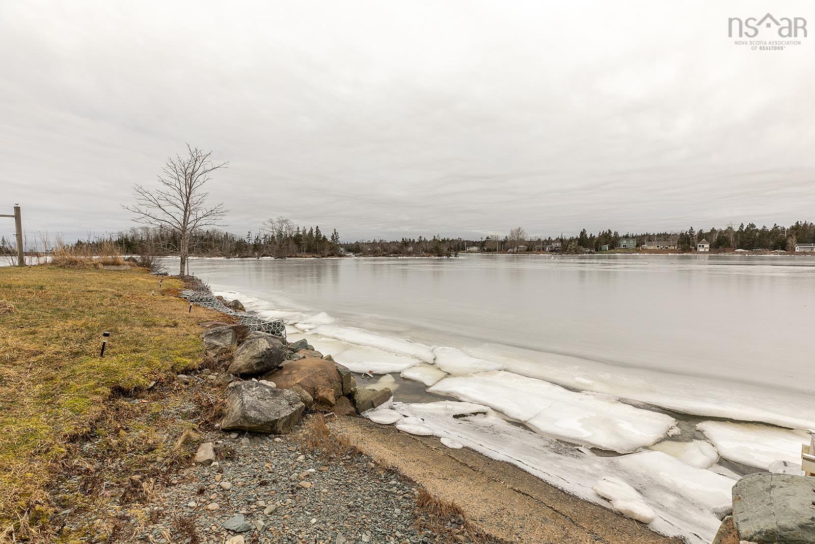 $389,000.00: 2414 Lawrencetown Road, Lawrencetown