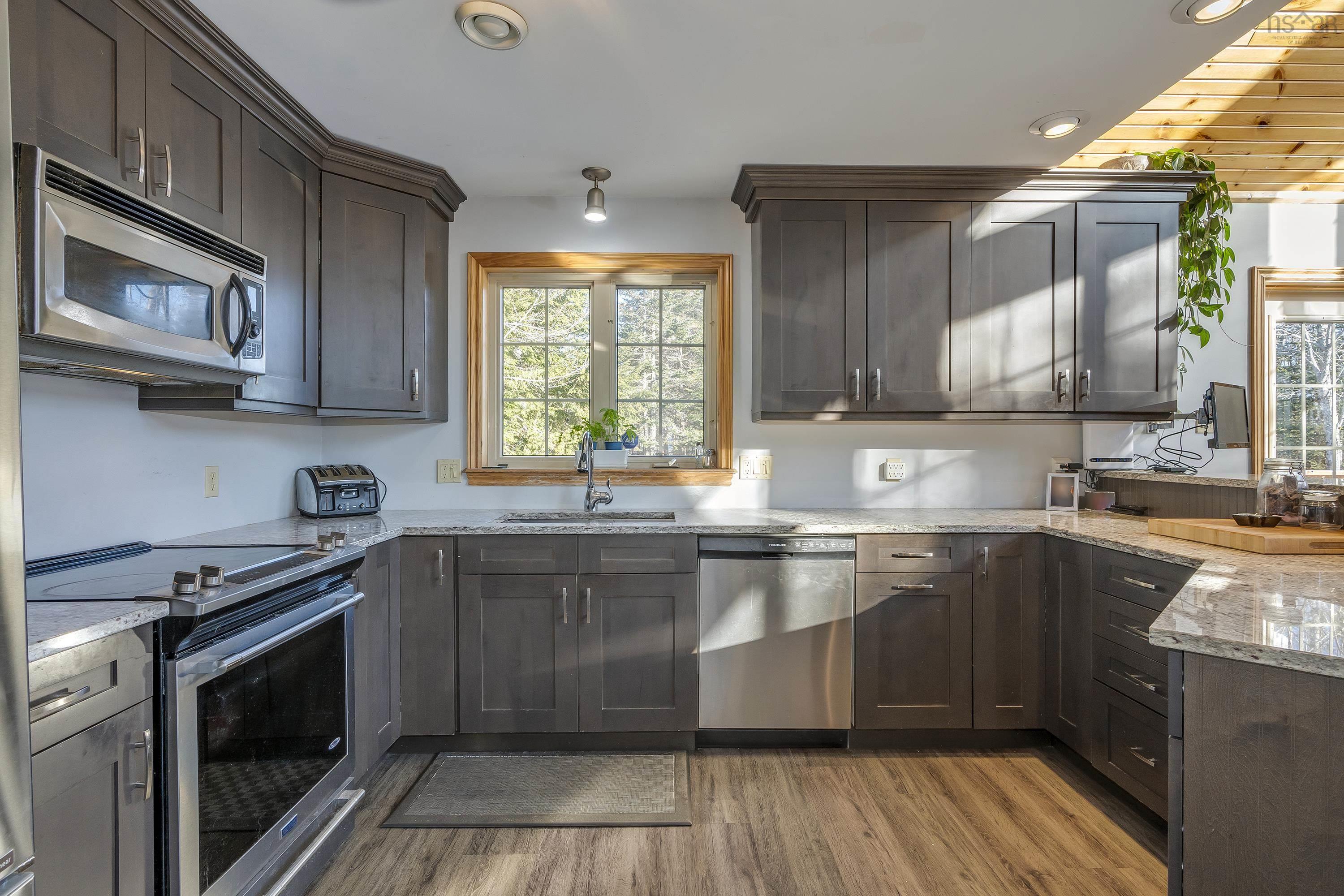 $649,900.00: 4 Rhodas Lane, Elmsdale