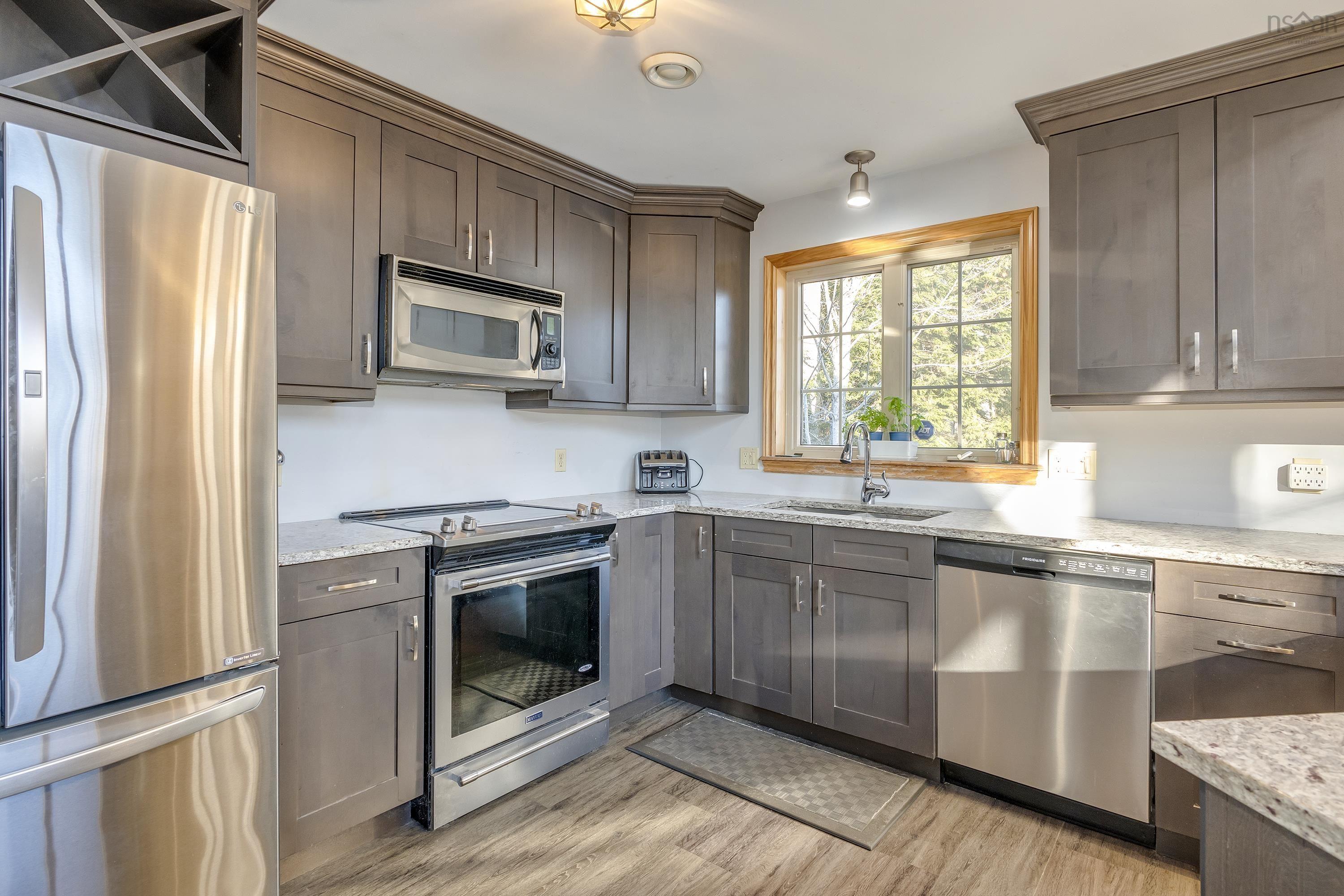 $649,900.00: 4 Rhodas Lane, Elmsdale