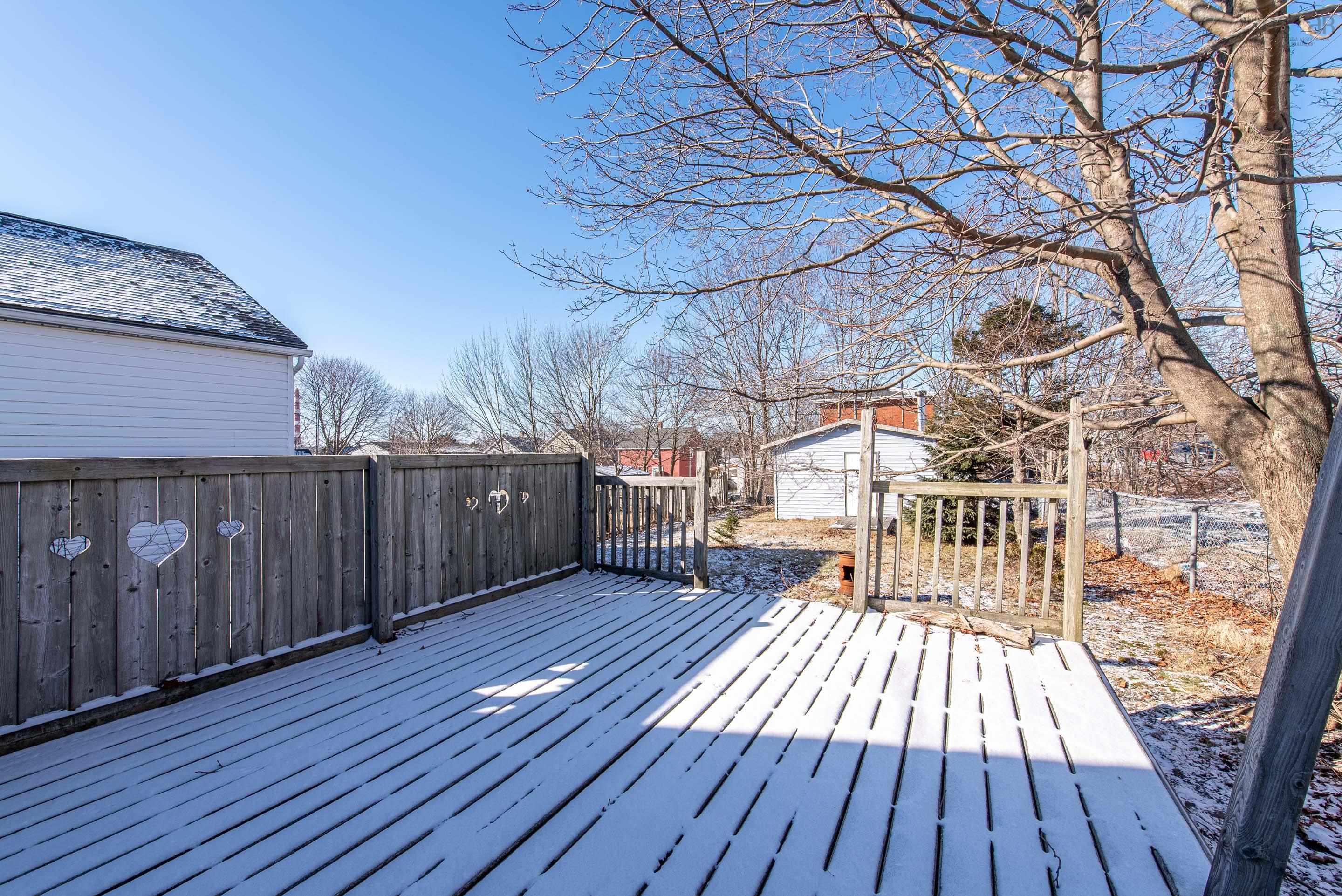$299,900.00: 91 Albro Lake Road, Dartmouth