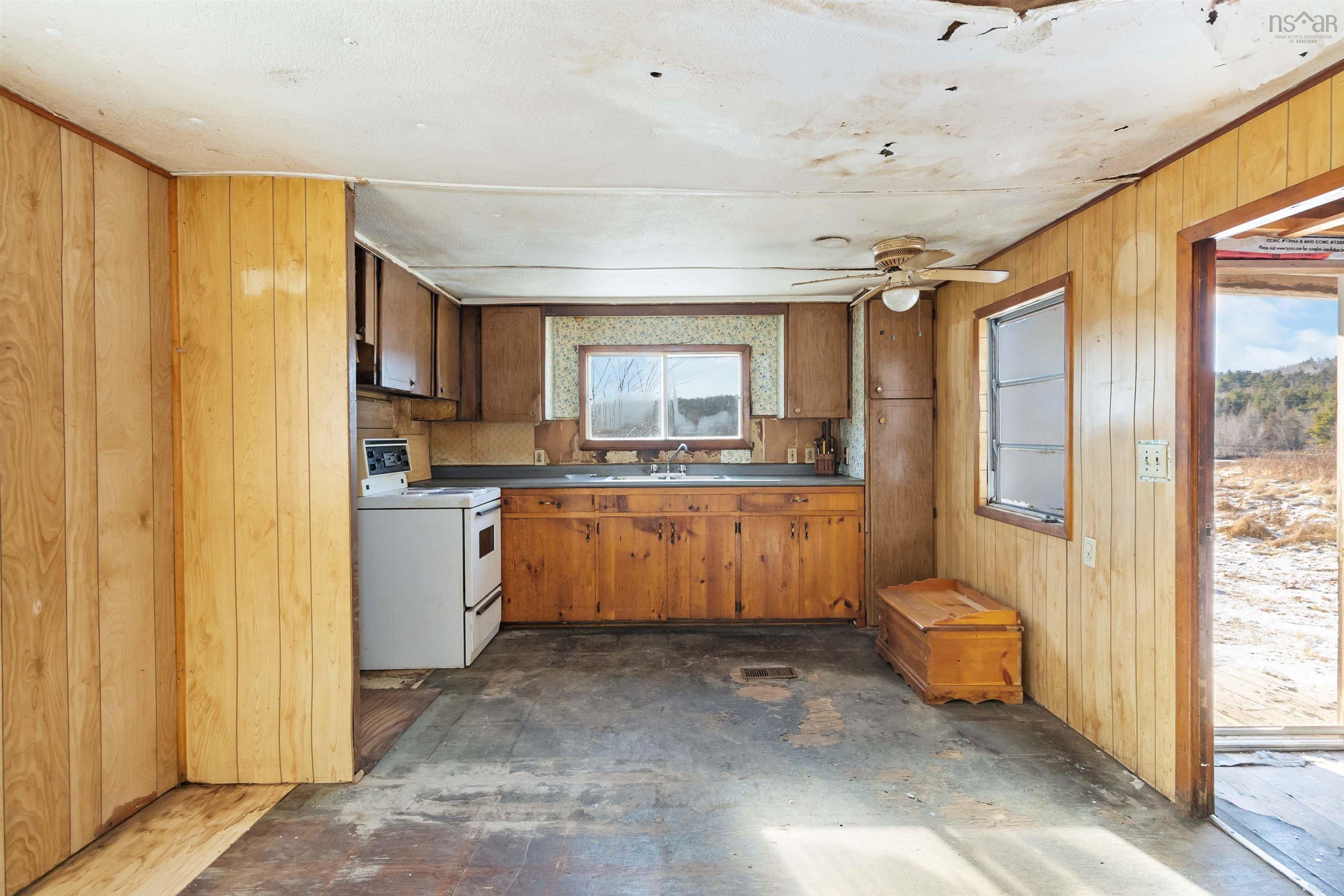 $149,900.00: 3738 Highway 10, Pinehurst