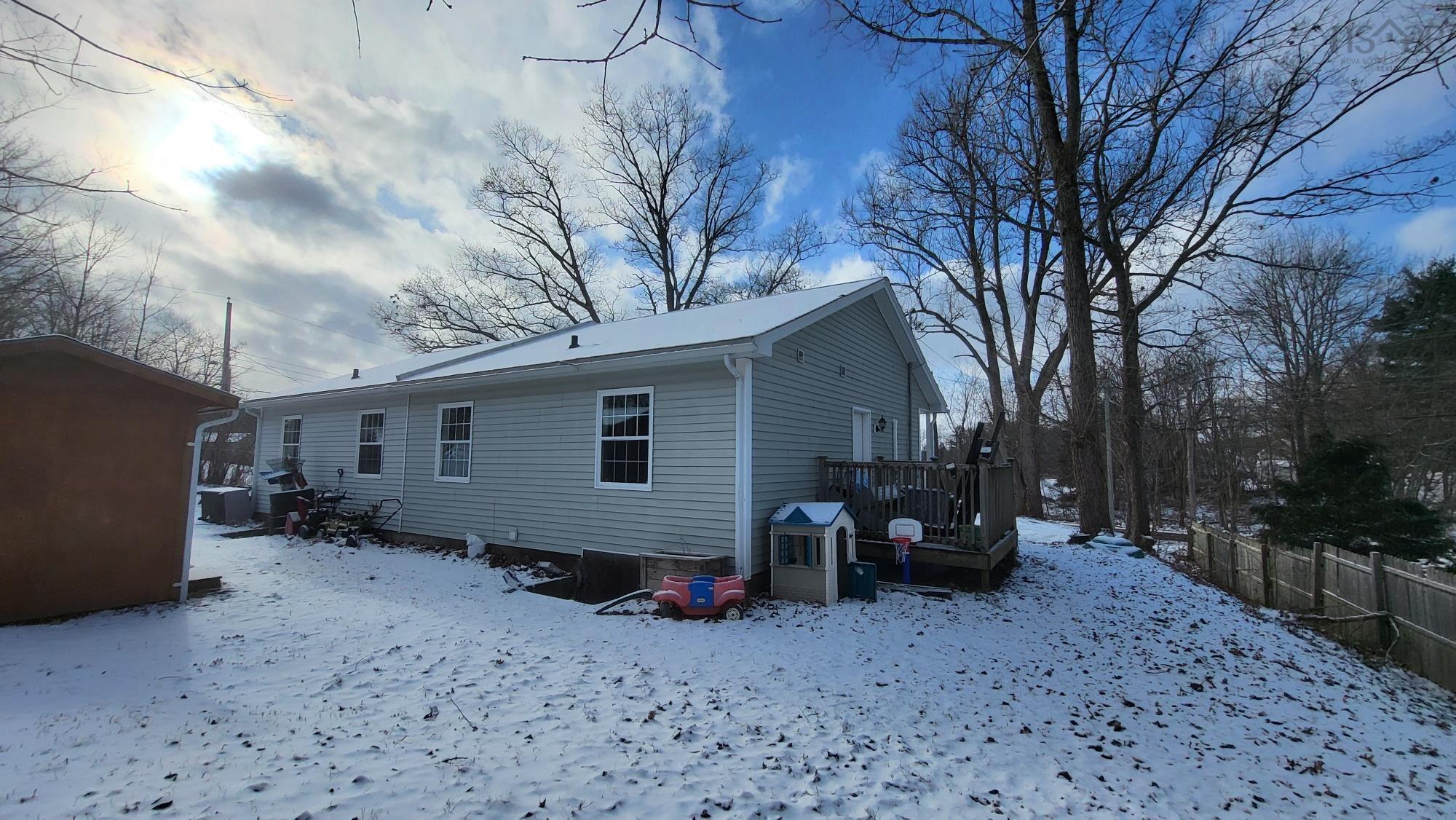 $237,500.00: 1404 Sanford Road, North Kentville