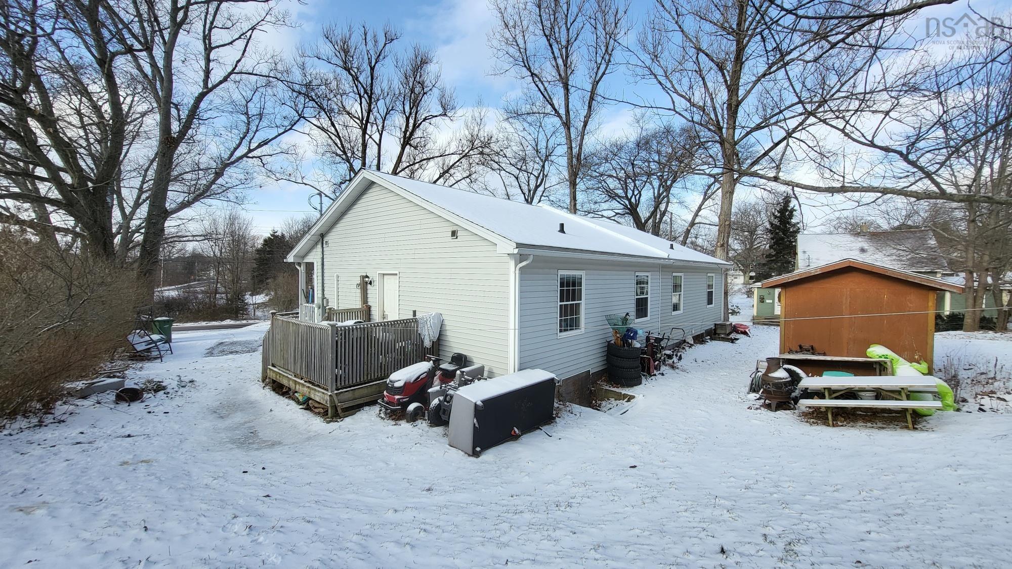 $229,900.00: 1406 Sanford Road, North Kentville