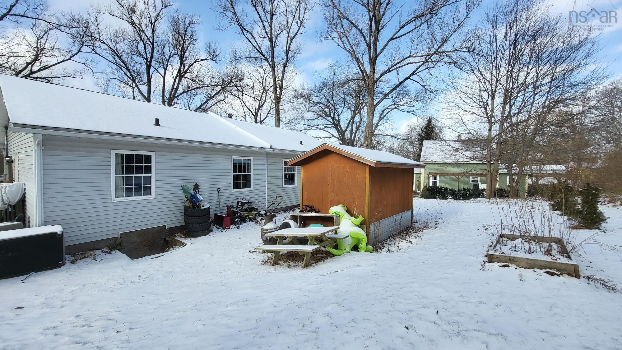 $229,900.00: 1406 Sanford Road, North Kentville