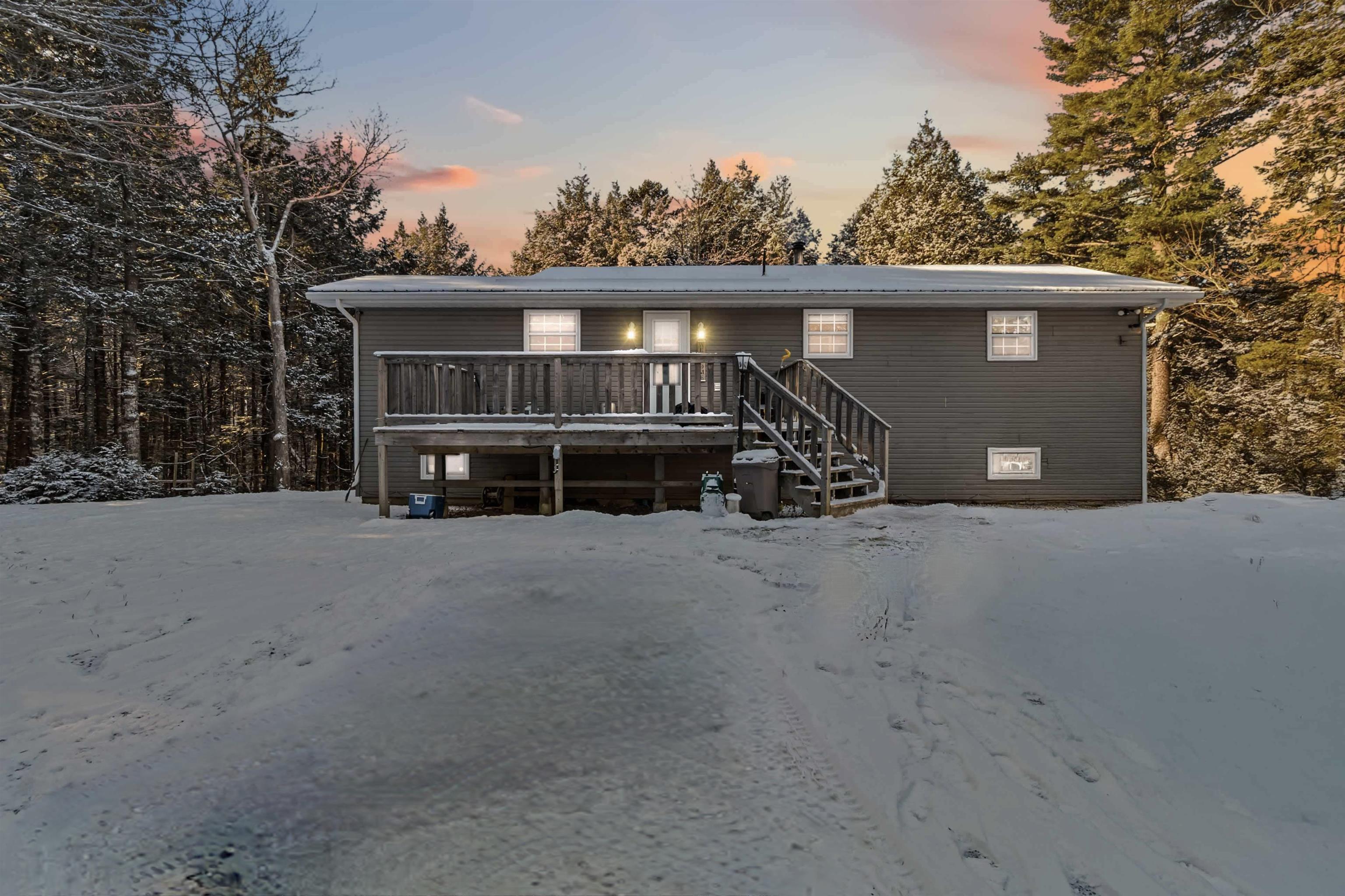 $375,000.00: 32 Bridle Path, Labelle