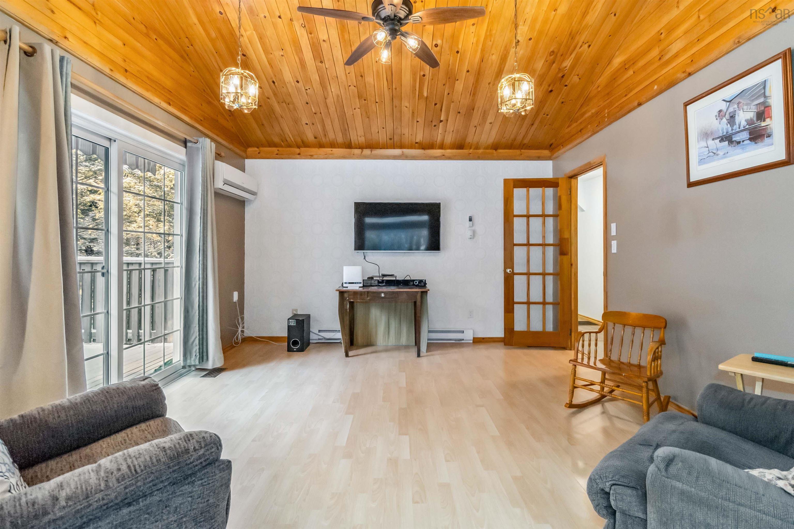 $375,000.00: 32 Bridle Path, Labelle