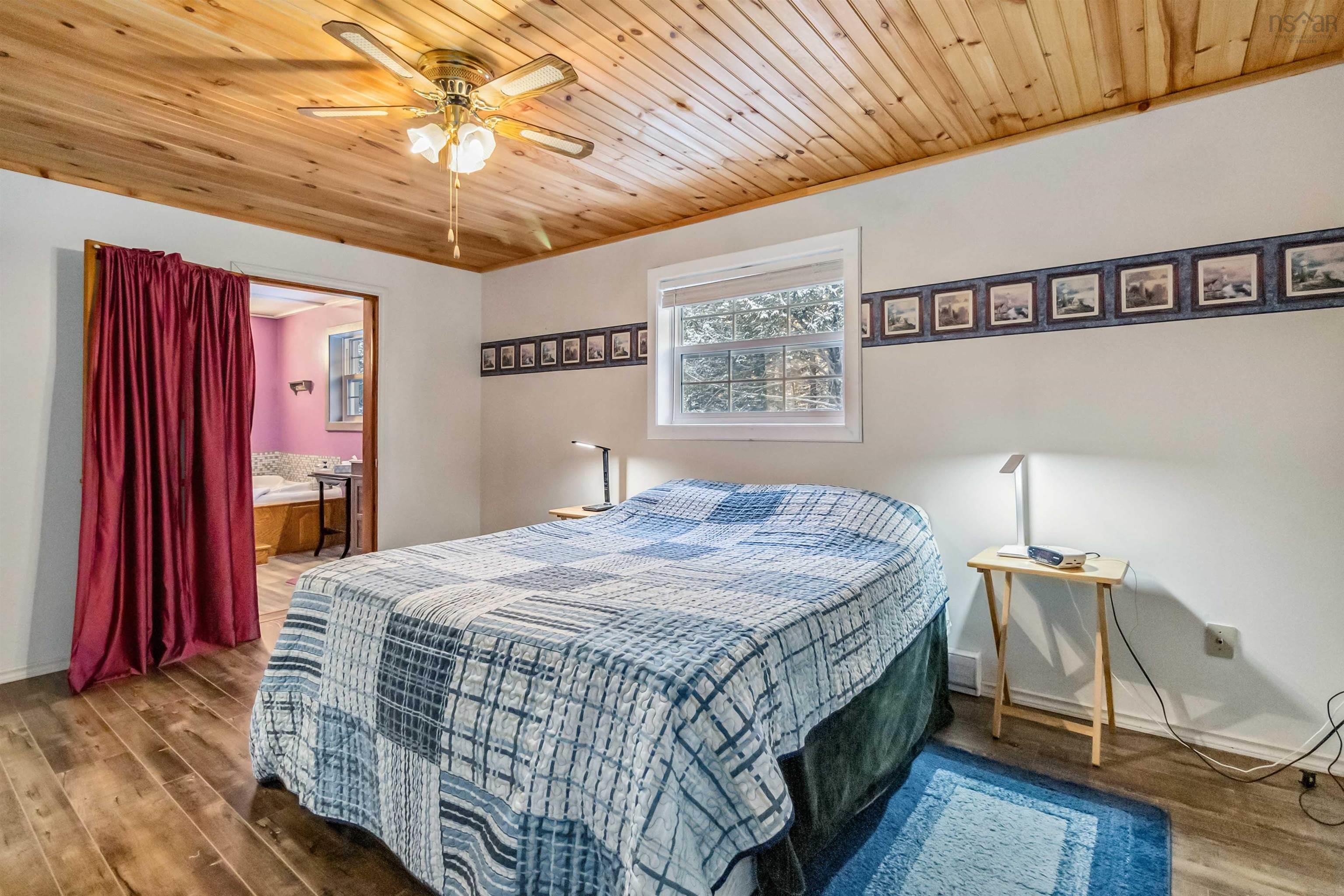 $375,000.00: 32 Bridle Path, Labelle