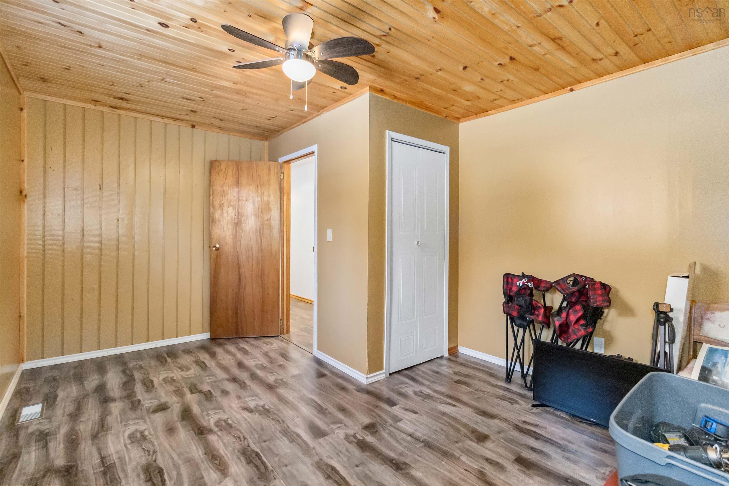 $375,000.00: 32 Bridle Path, Labelle