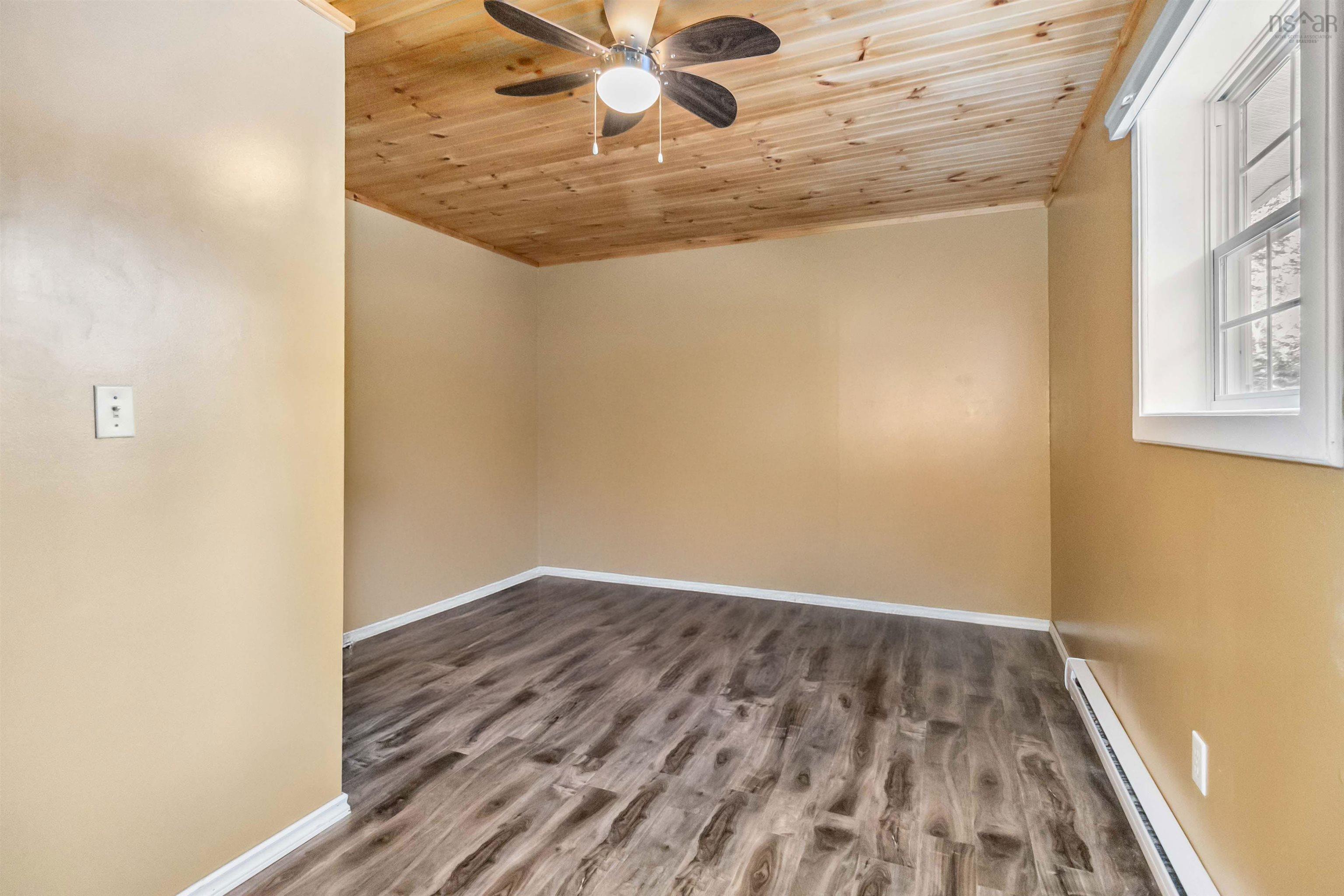 $375,000.00: 32 Bridle Path, Labelle