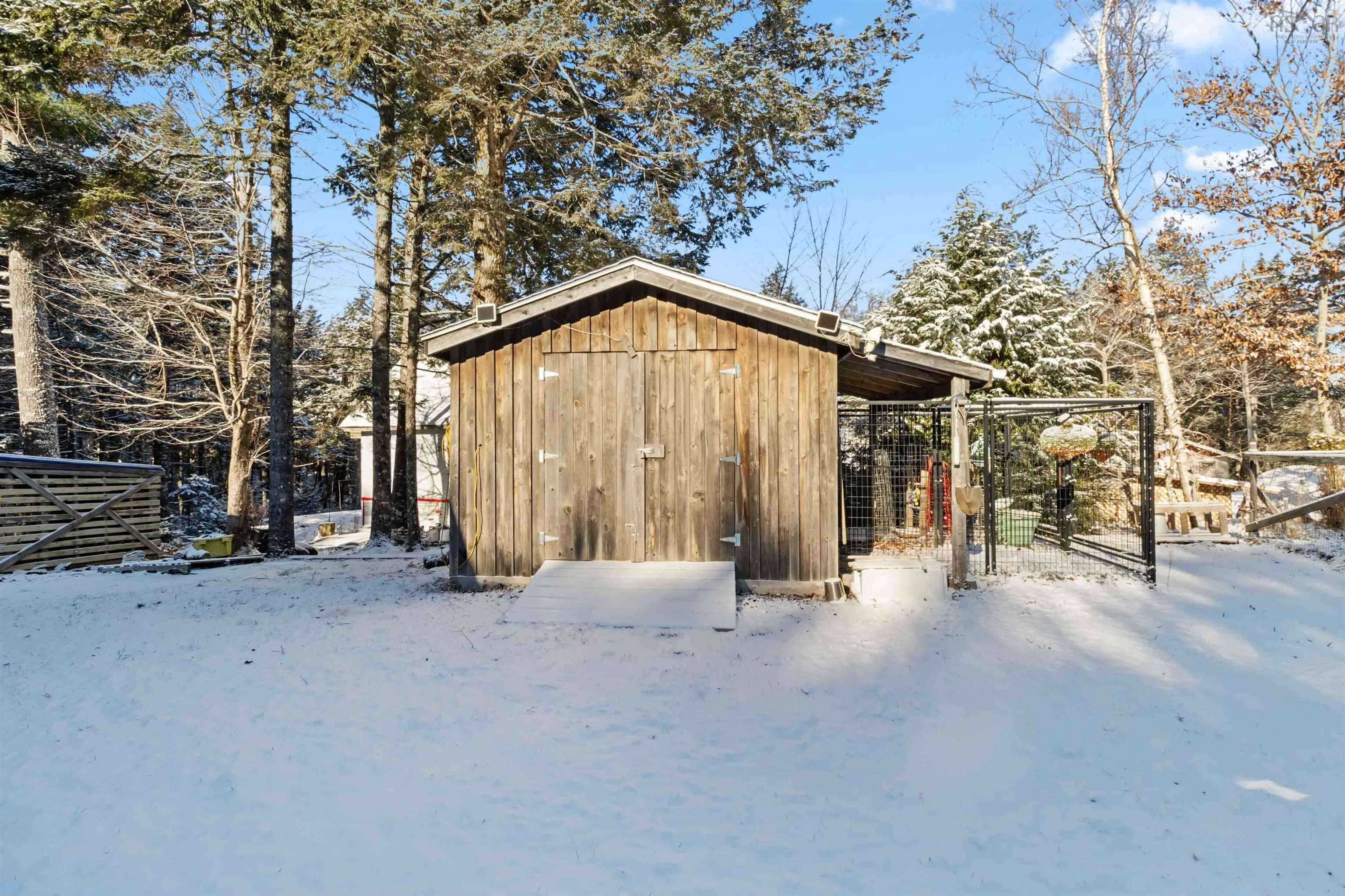 $375,000.00: 32 Bridle Path, Labelle