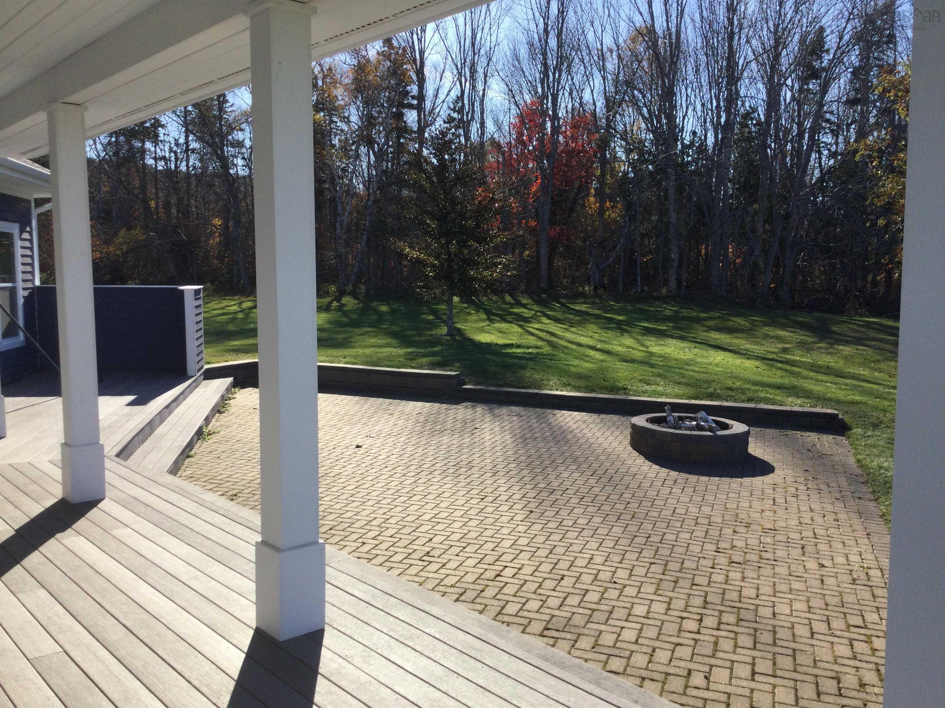 $899,900.00: 7914 East Bay Highway, Big Pond