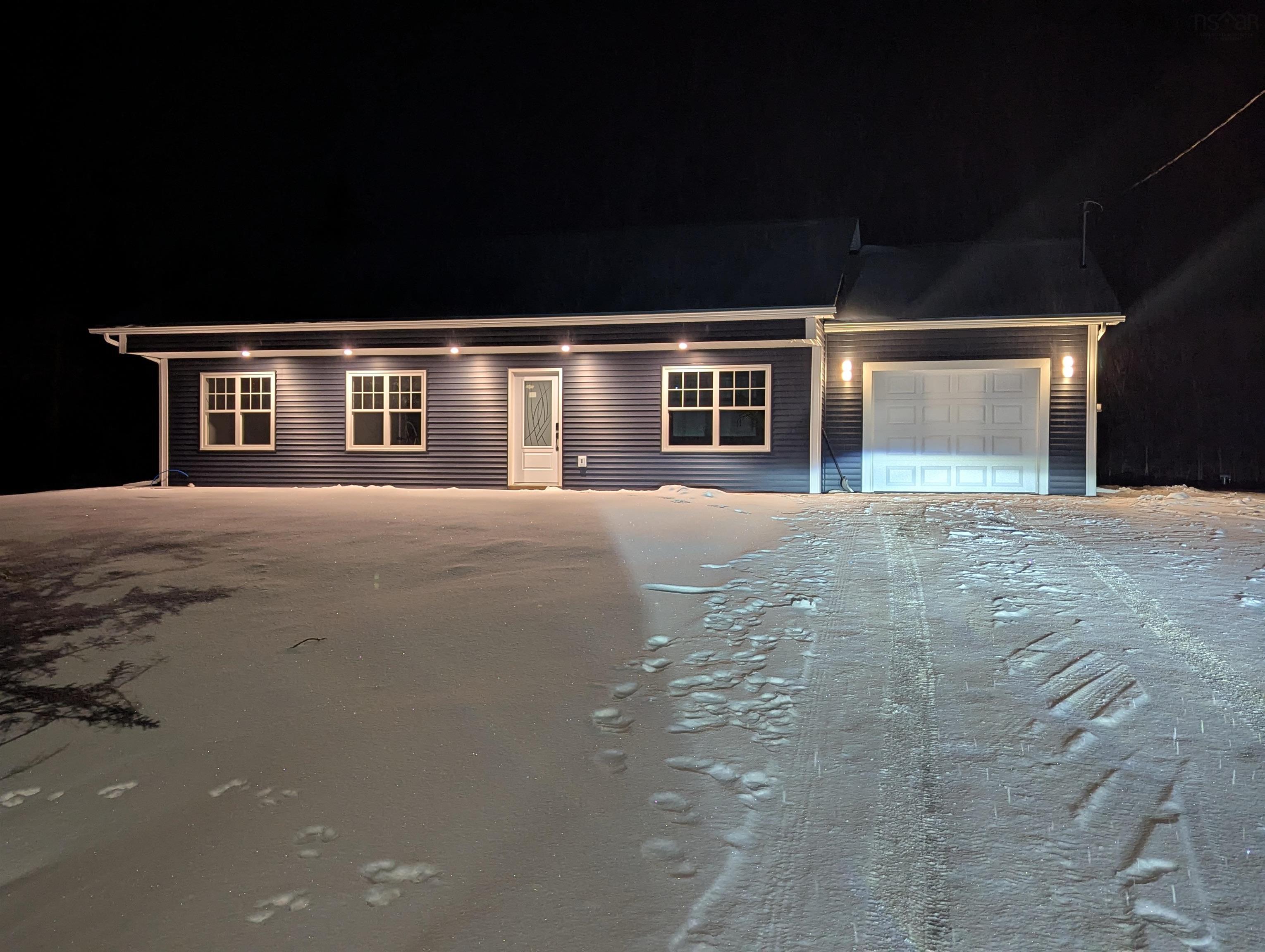 $539,900.00: 239 Loon Point Trail, East Uniacke