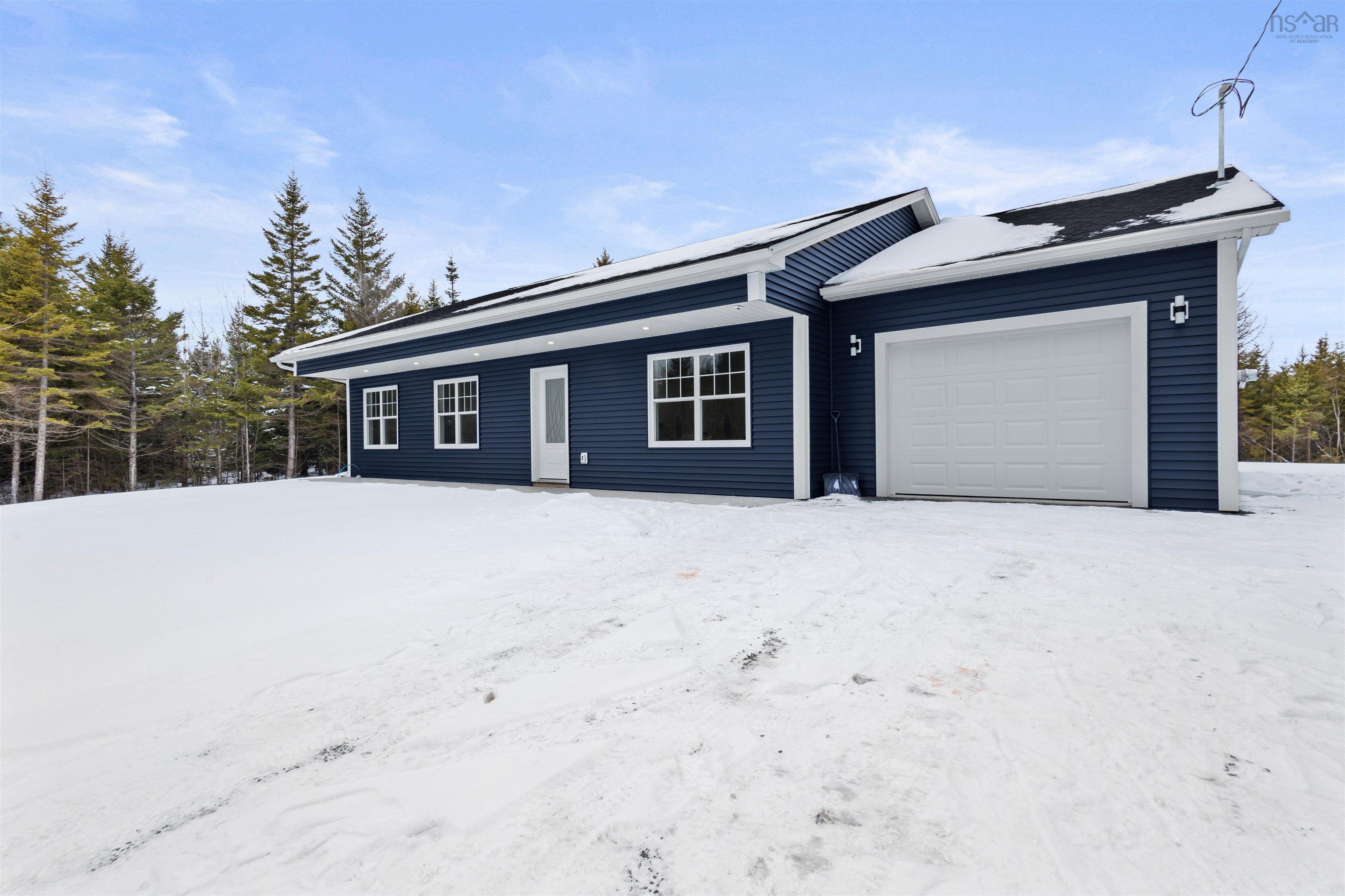 $539,900.00: 239 Loon Point Trail, East Uniacke
