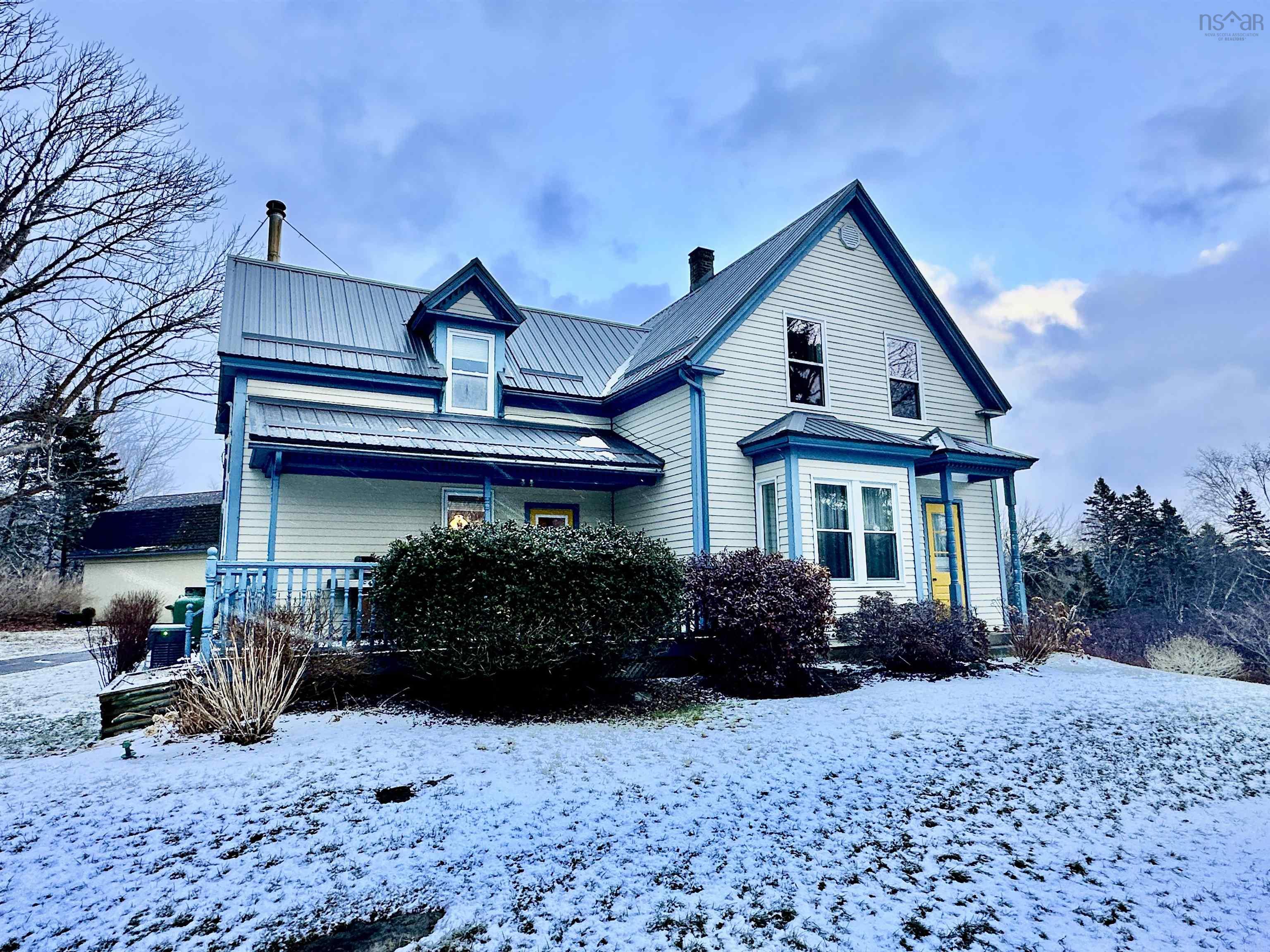 $425,000.00: 118 Beech Hill Road, Hunts Point