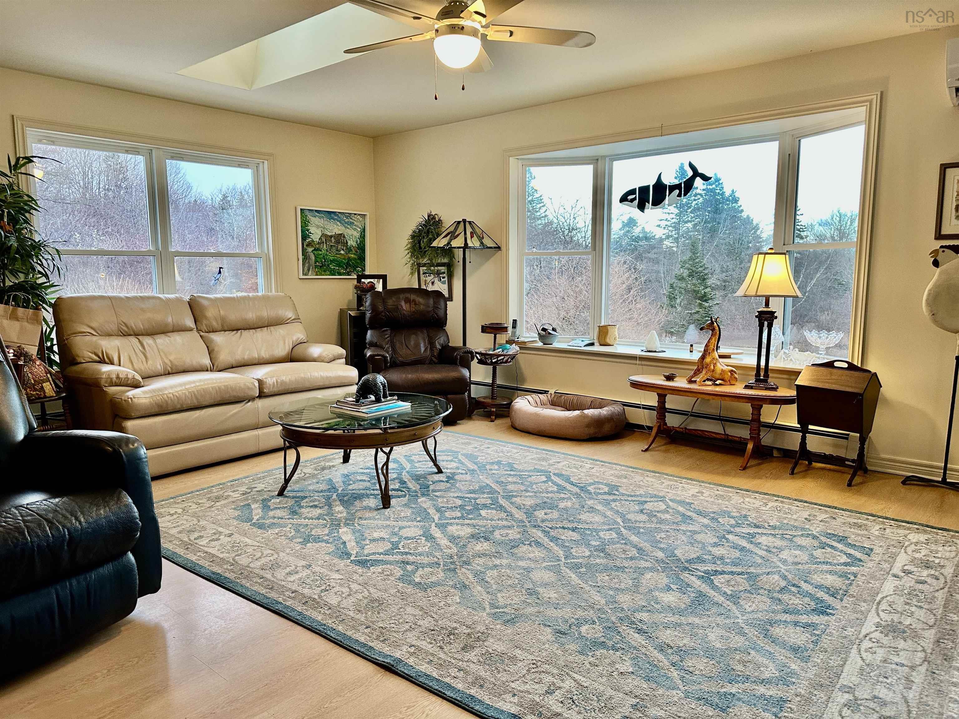 $425,000.00: 118 Beech Hill Road, Hunts Point
