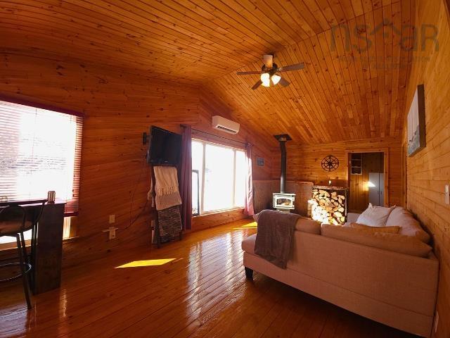 $195,000.00: 16816 NS-316, Bickerton West