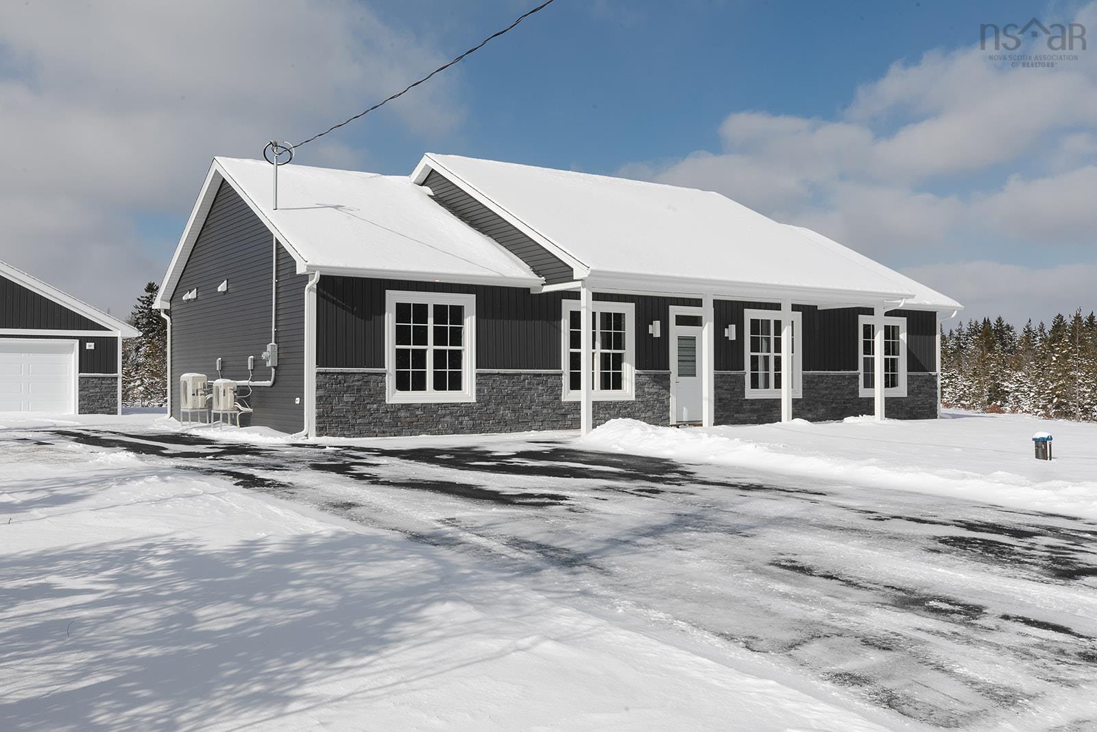 $739,000.00: 124 Diamond Lane, Middle Sackville