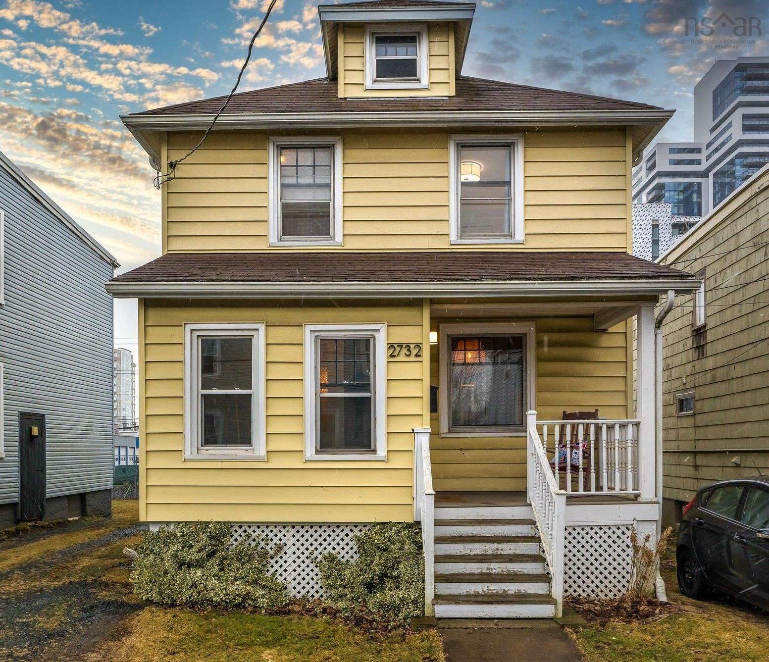 $625,000.00: 2732 Fern Lane, Halifax