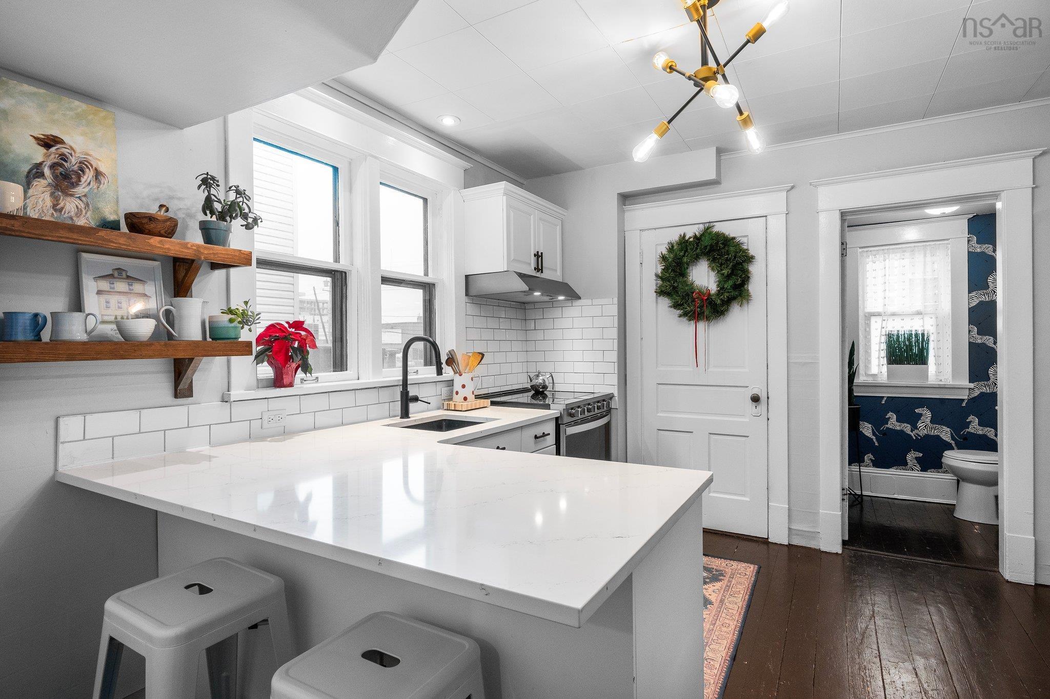 $625,000.00: 2732 Fern Lane, Halifax