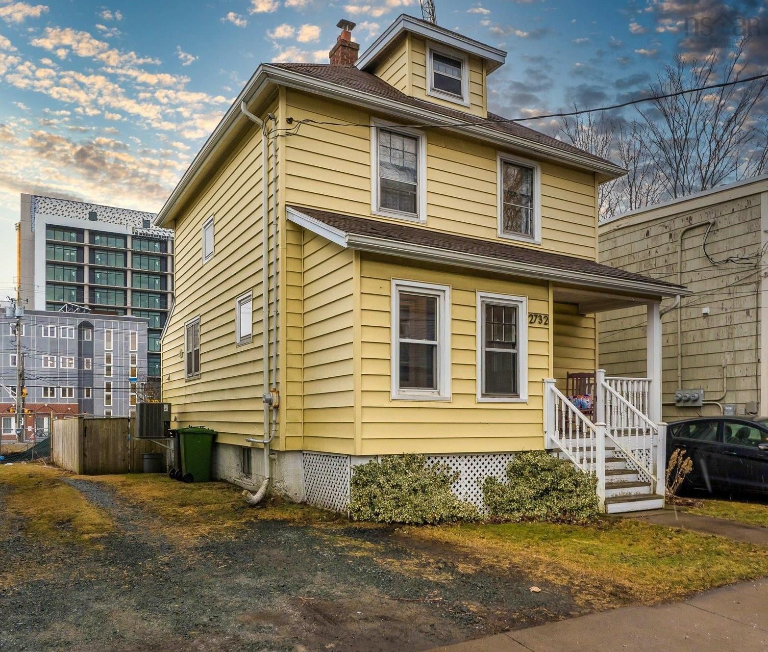$625,000.00: 2732 Fern Lane, Halifax