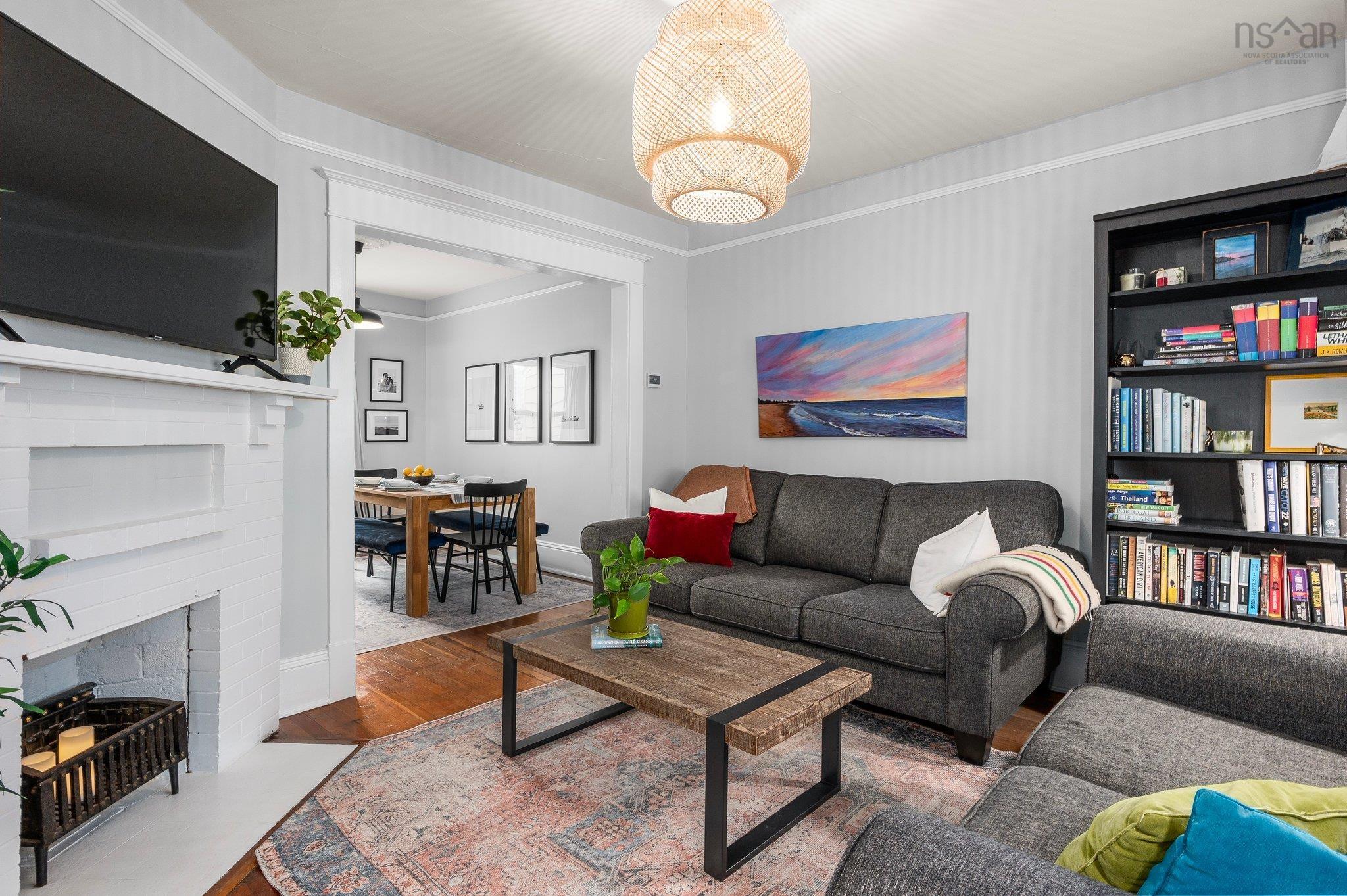 $625,000.00: 2732 Fern Lane, Halifax