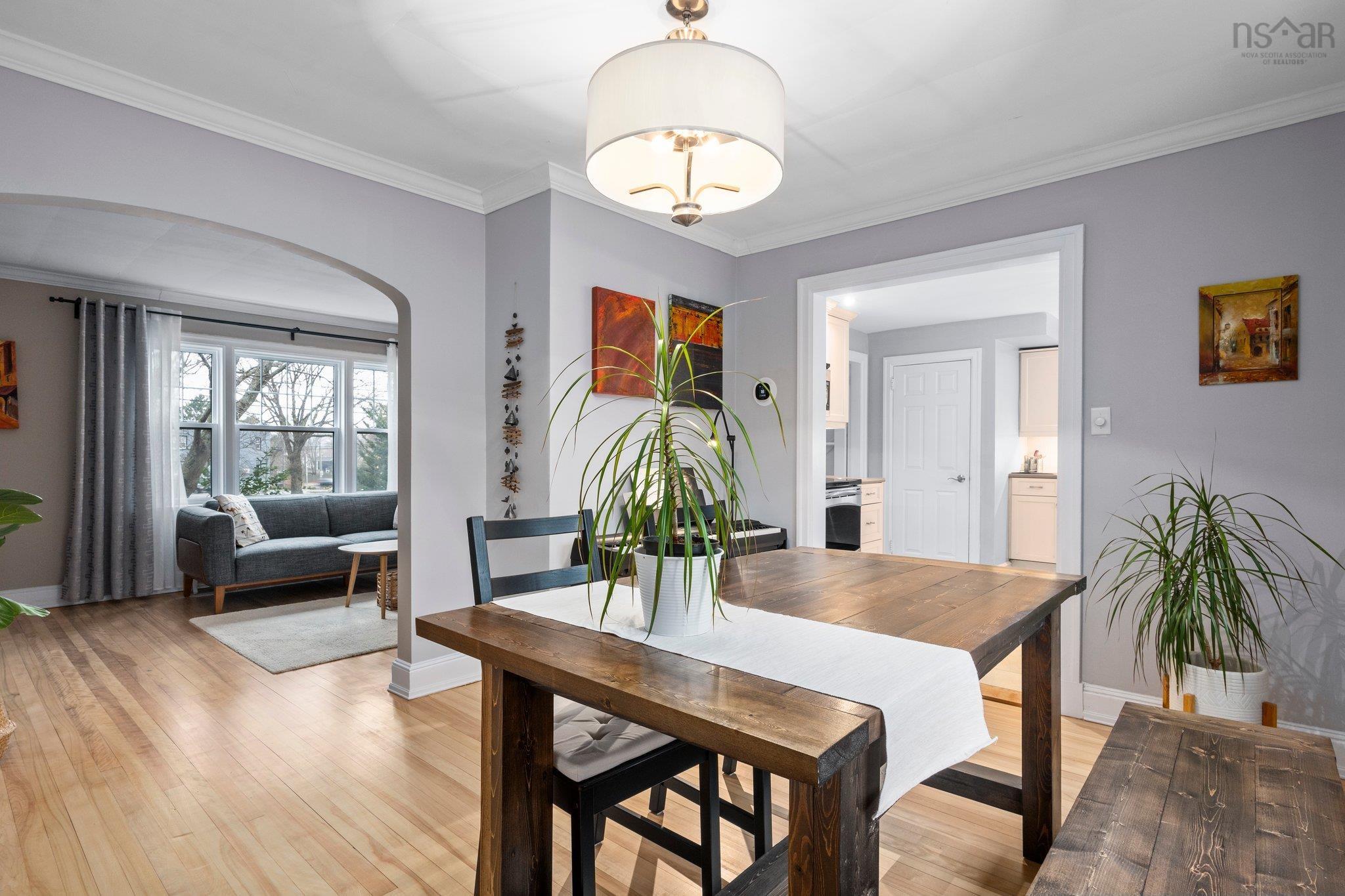 $849,900.00: 2555 Connaught Avenue, Halifax
