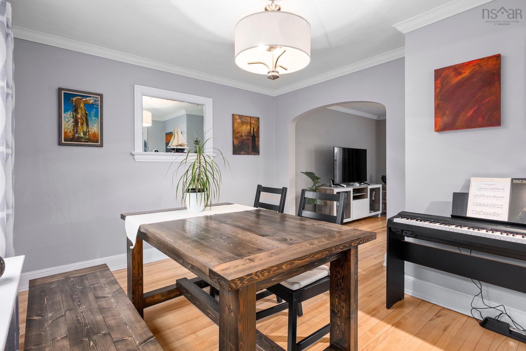 $849,900.00: 2555 Connaught Avenue, Halifax