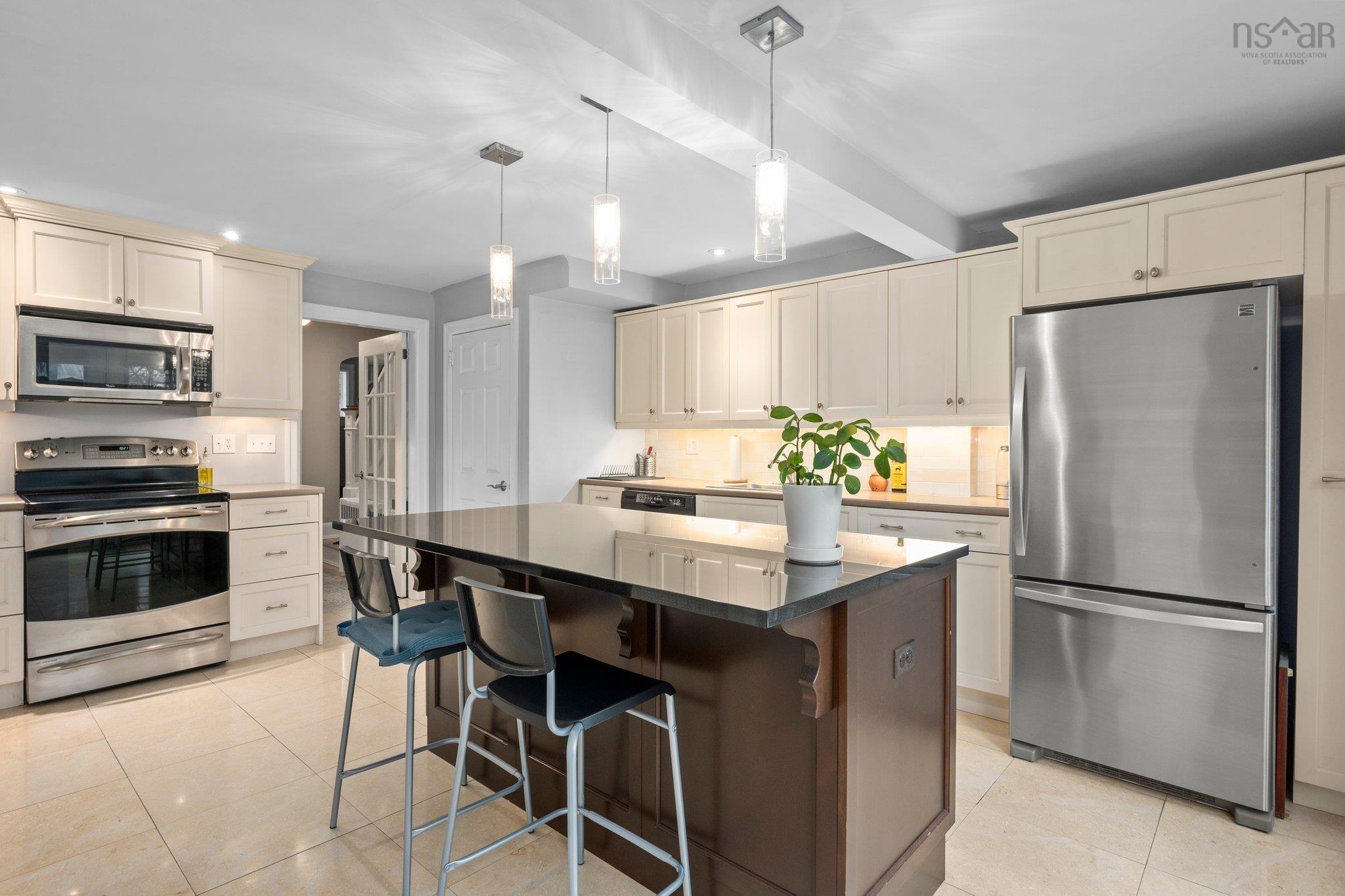 $849,900.00: 2555 Connaught Avenue, Halifax